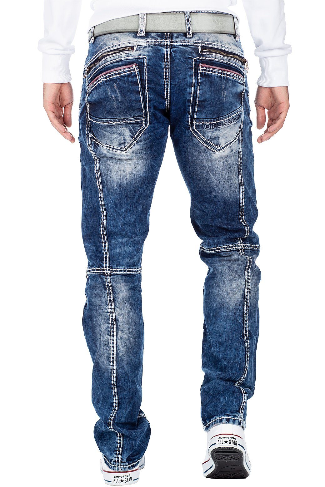 und dicken Ziernähten mit Cipo Hose Waschung Regular-fit-Jeans Baxx & BA-CD563