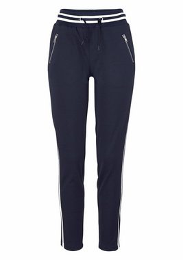 AJC Jogger Pants im trendigem Retro-Design