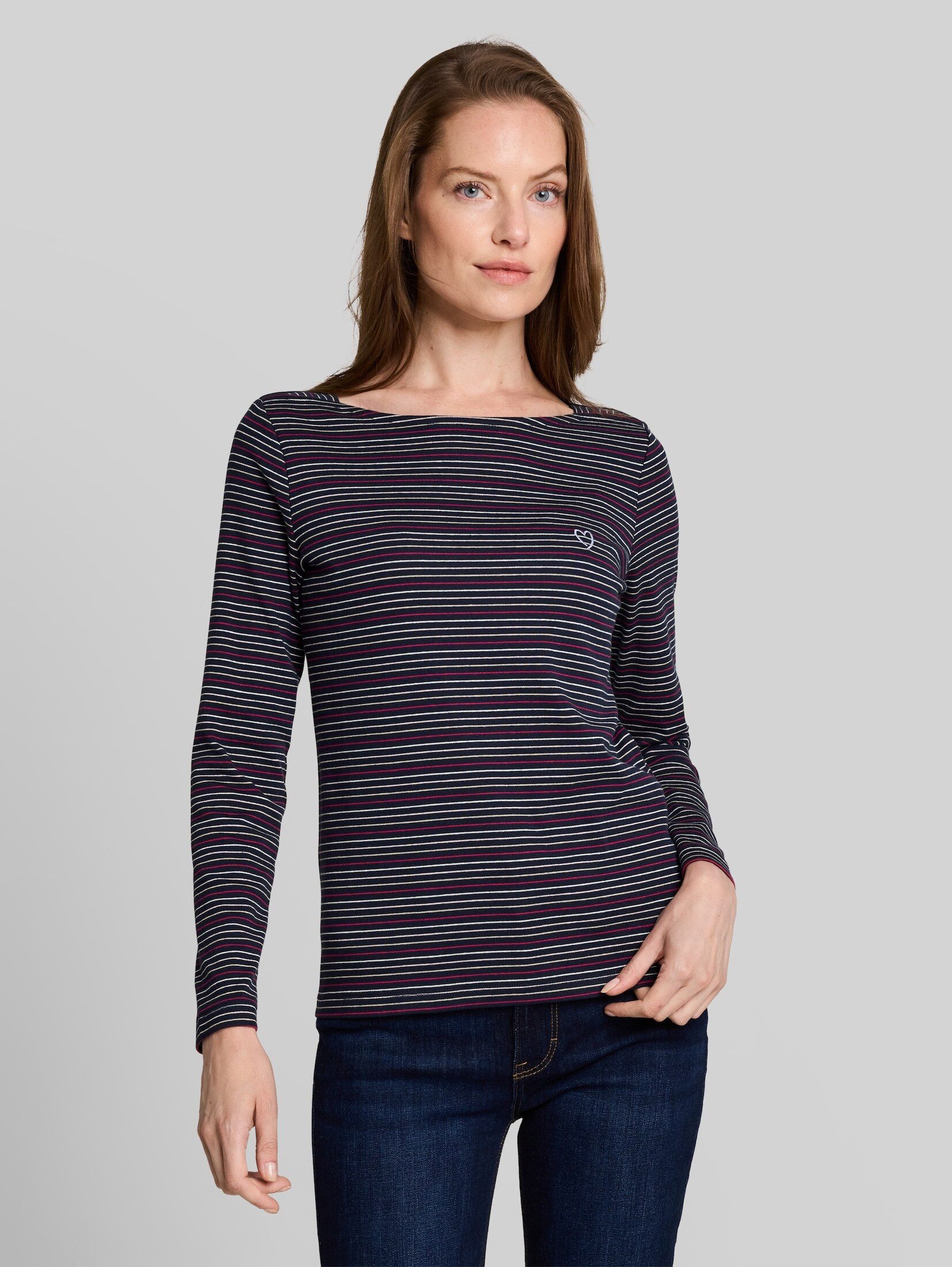 TOM TAILOR Langarmshirt T-Shirt (im Einserpack) Langarmshirt mit Herz-Stickerei