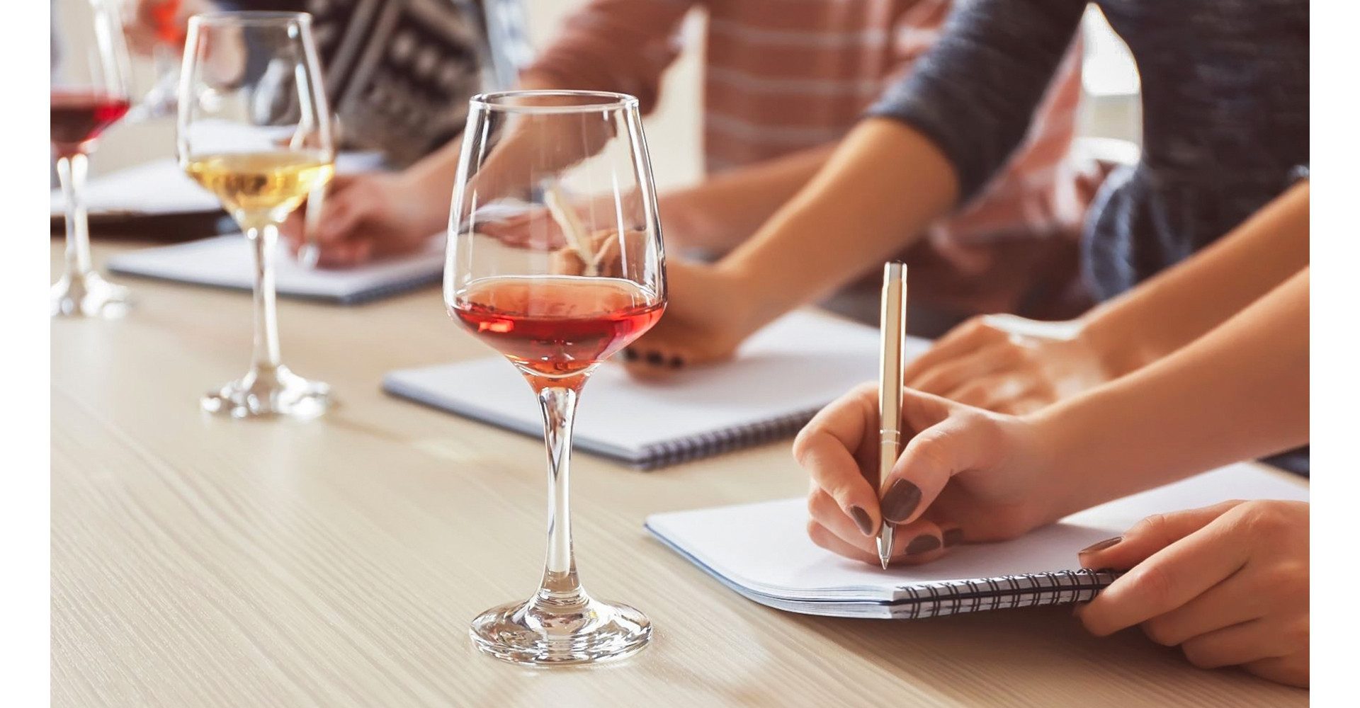 Jochen Schweizer Erlebnisgutschein Wein-und Schaumweinseminar in der Villa Mumm Eltville, Genuss mit allen Sinnen in der Villa Mumm