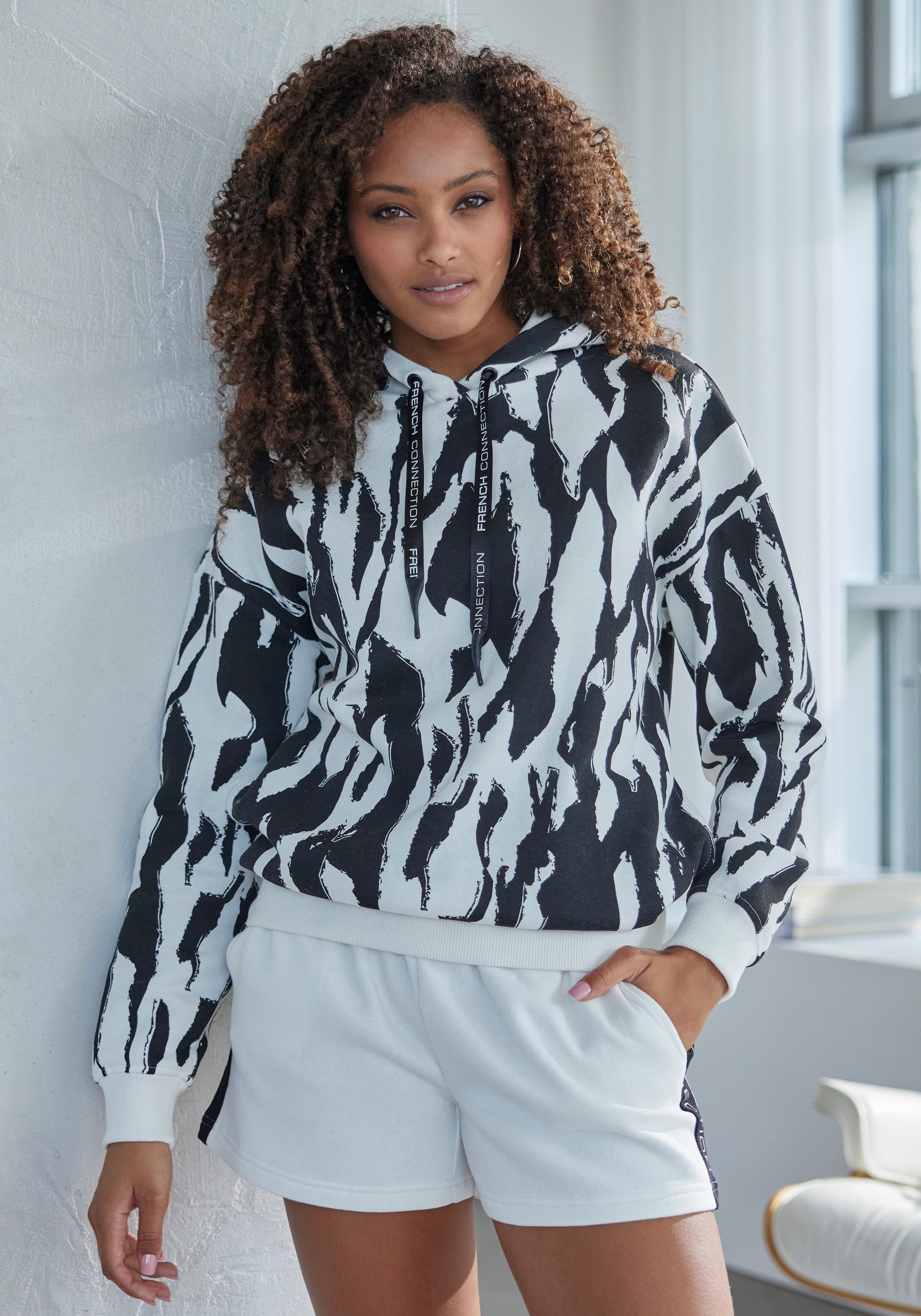 French Connection Hoodie im Allover Print, Loungewear