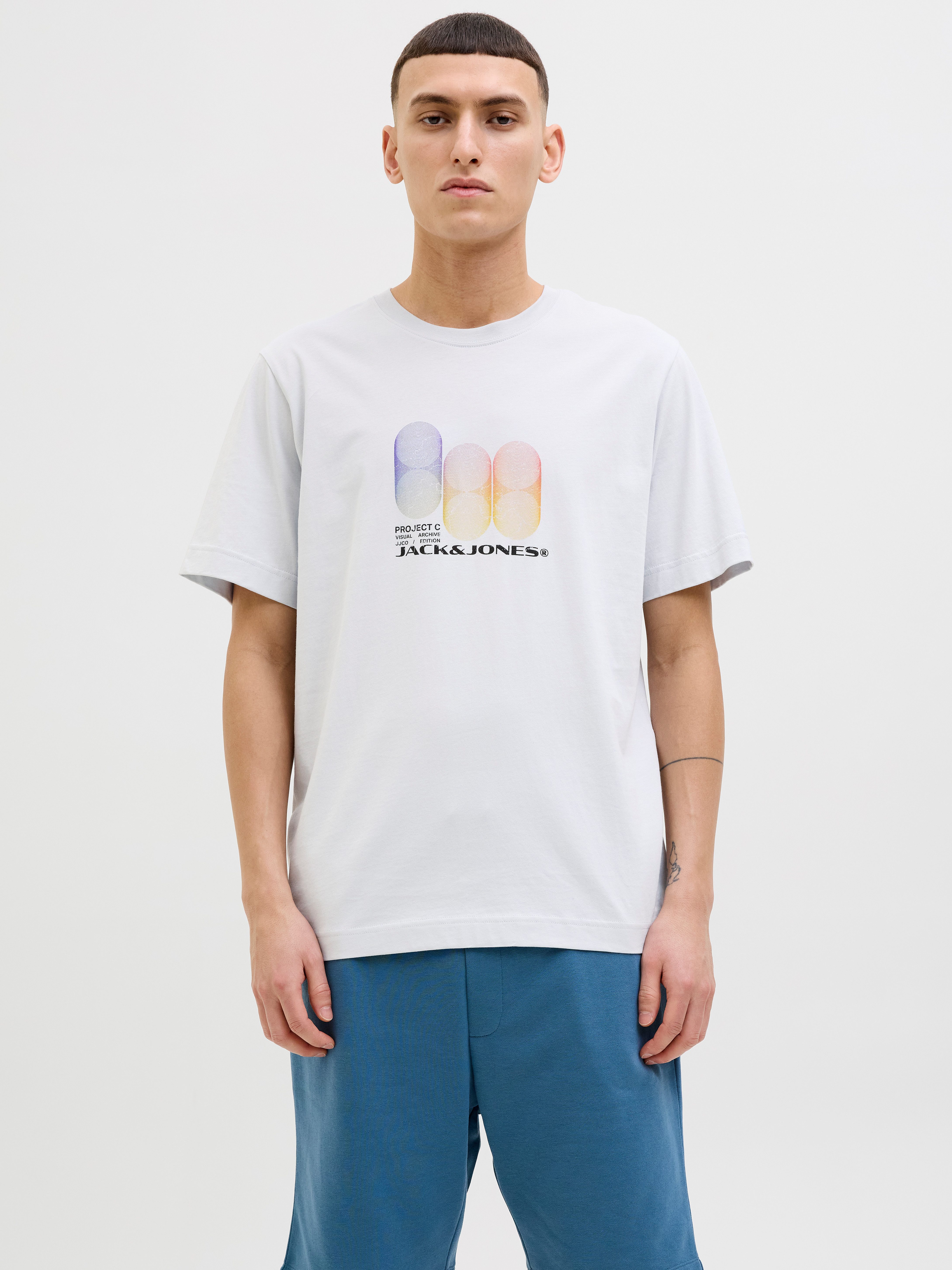 Jack & Jones Print-Shirt JCOCALMA TEE SS CREW NECK FST mit Frontprint günstig online kaufen