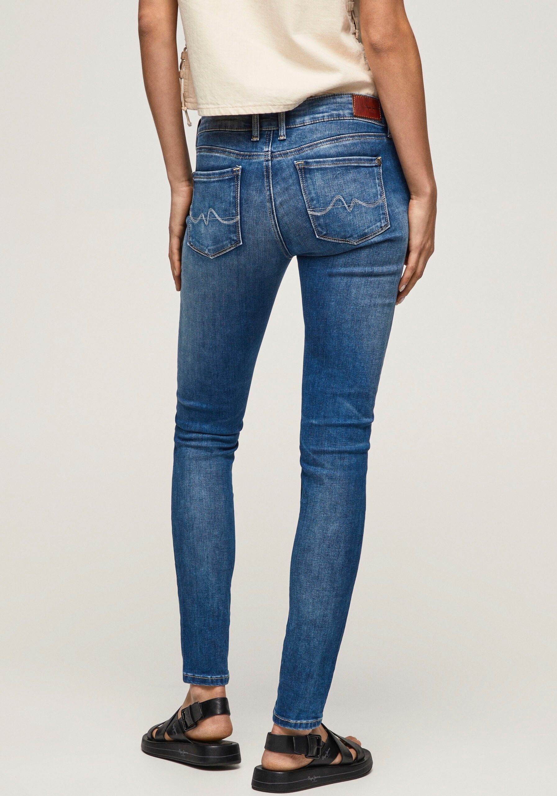 5-Pocket-Stil Skinny-fit-Jeans Pepe SOHO mit Stretch-Anteil Jeans Bund im blue und 1-Knopf