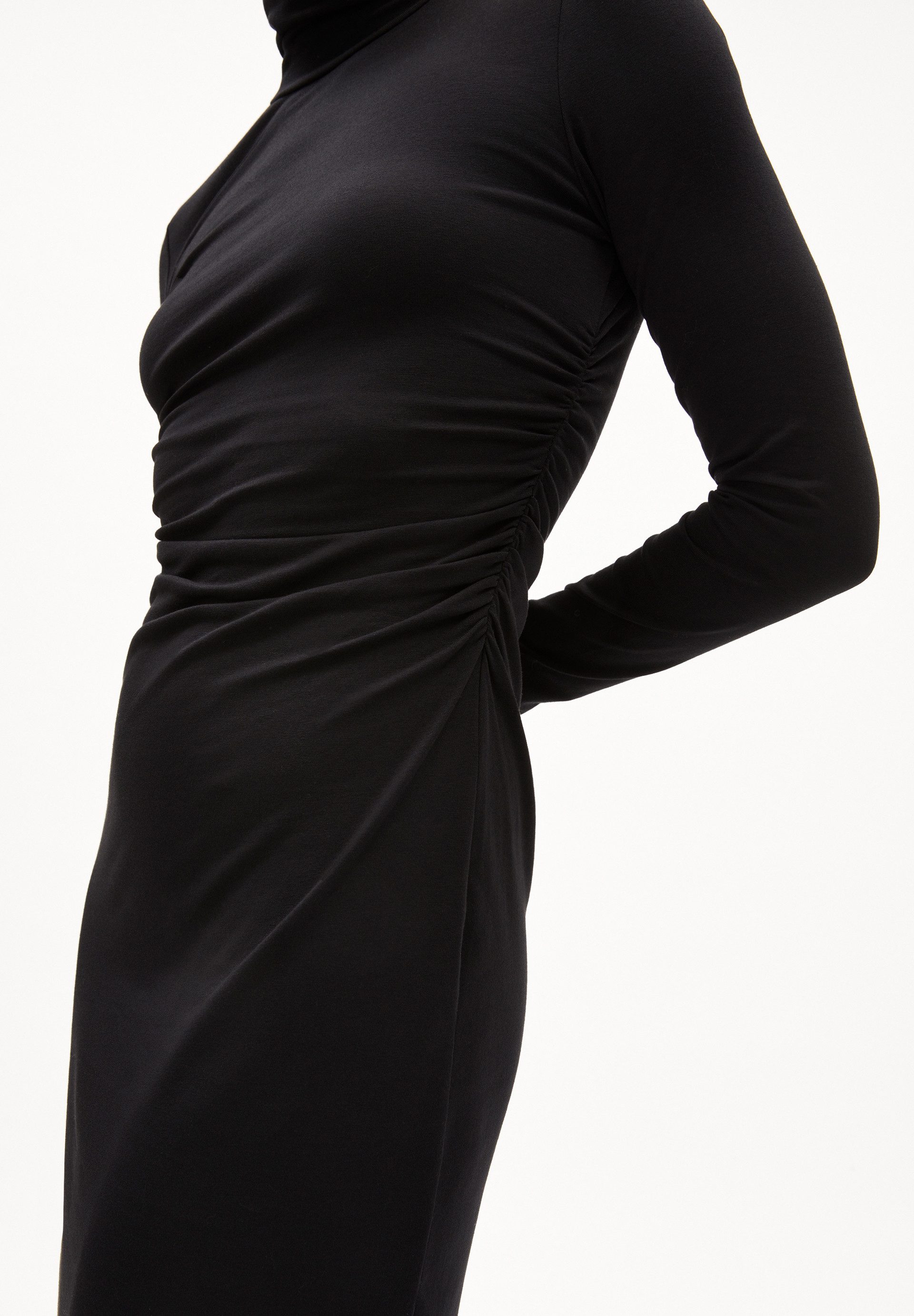 Armedangels Midikleid ADAAJA LONGSLEEVE Slim Fit