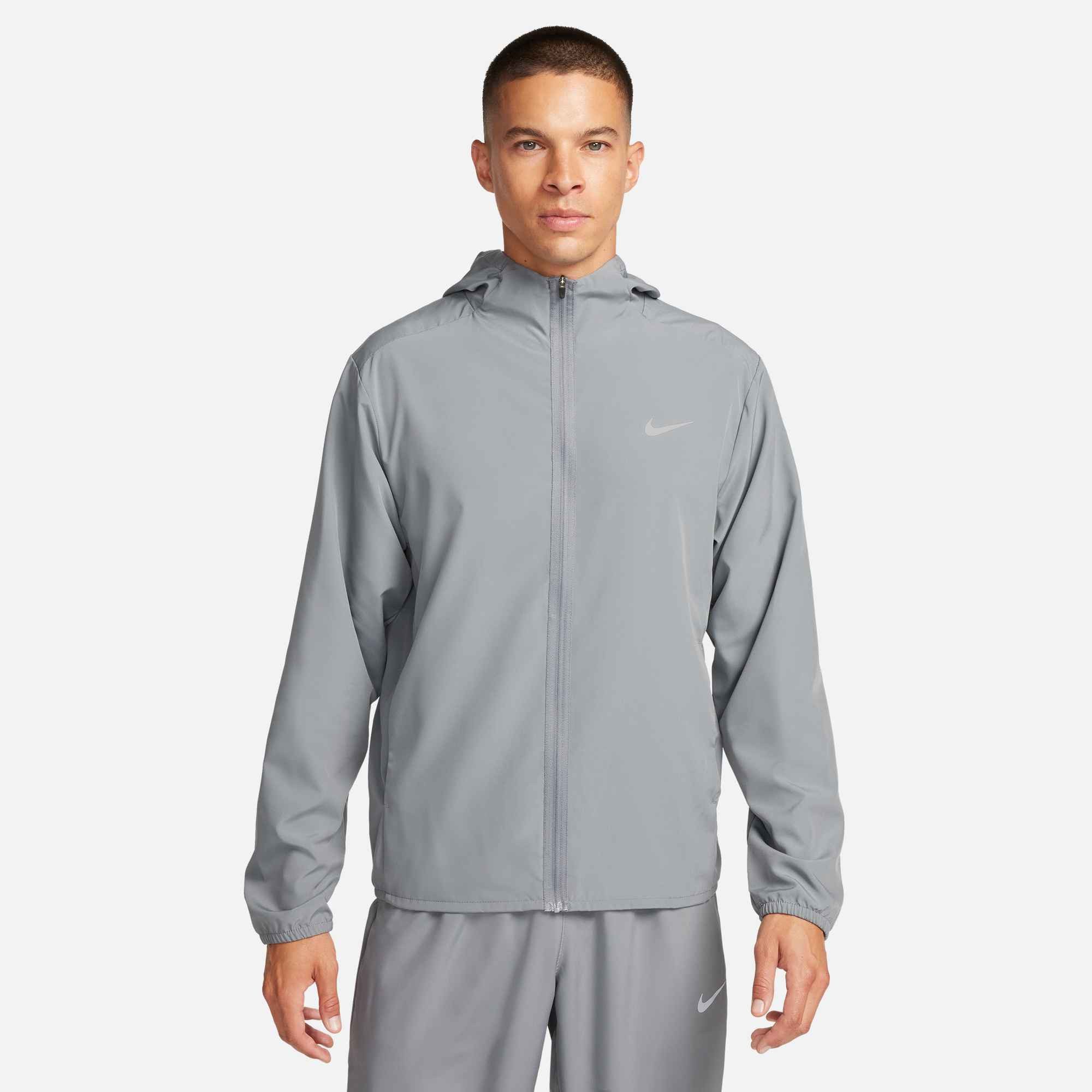 Nike Trainingsjacke Nike Form Men's Dri-FIT Hooded Versatile Jacket für Fitness und Training, leichtes, gewebtes Material