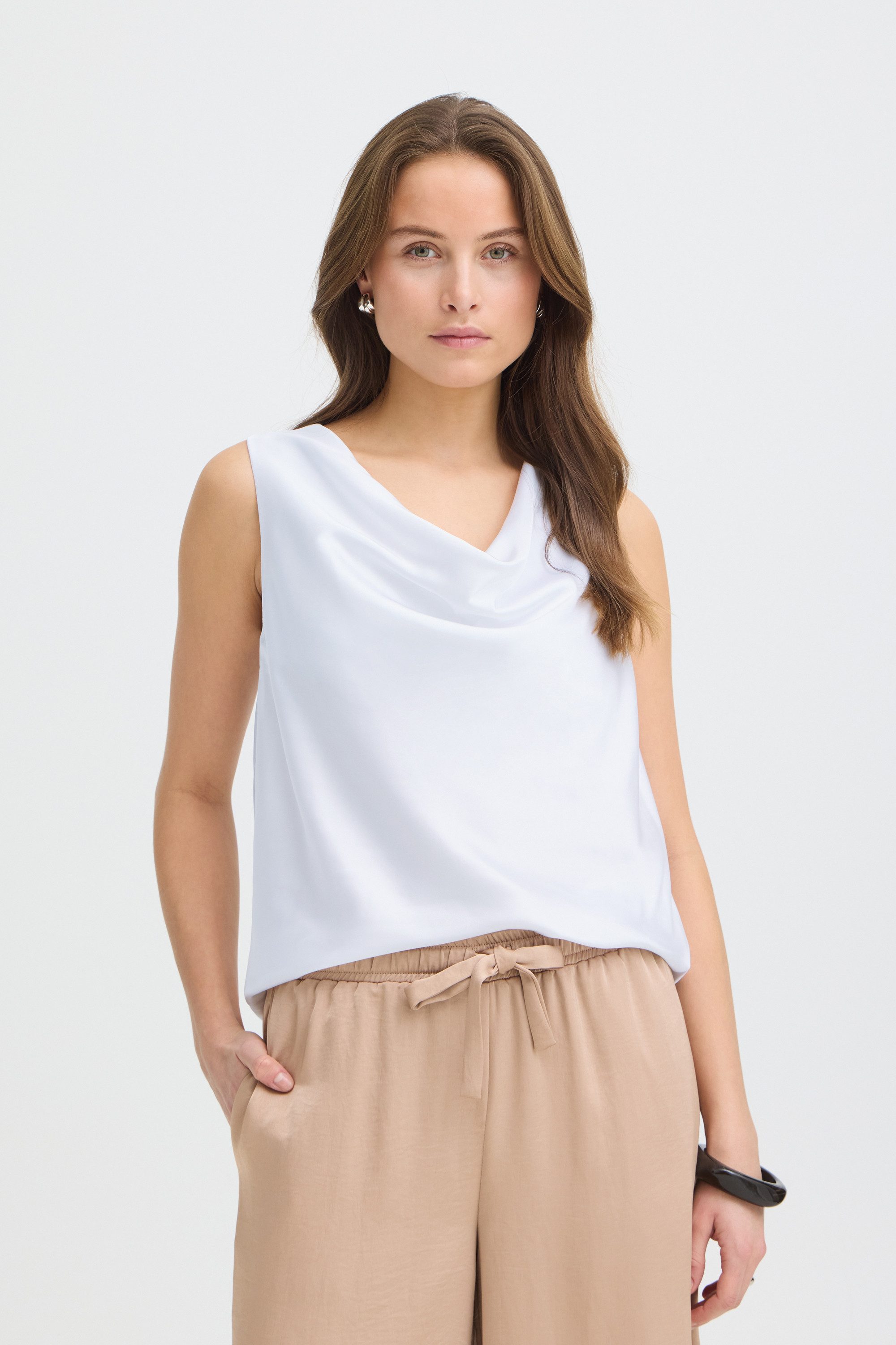 b.young Blusentop Ärmellose Bluse BYFAIRCHILD