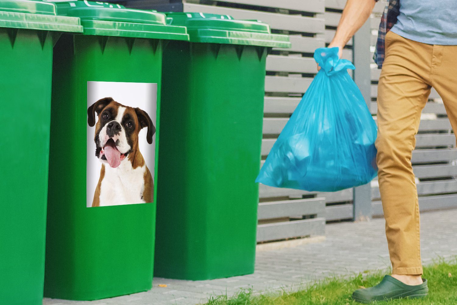 Mülltonne, mit St), Mülleimer-aufkleber, Boxer Zunge (1 aus Container, MuchoWow Abfalbehälter dem Sticker, Wandsticker Maul