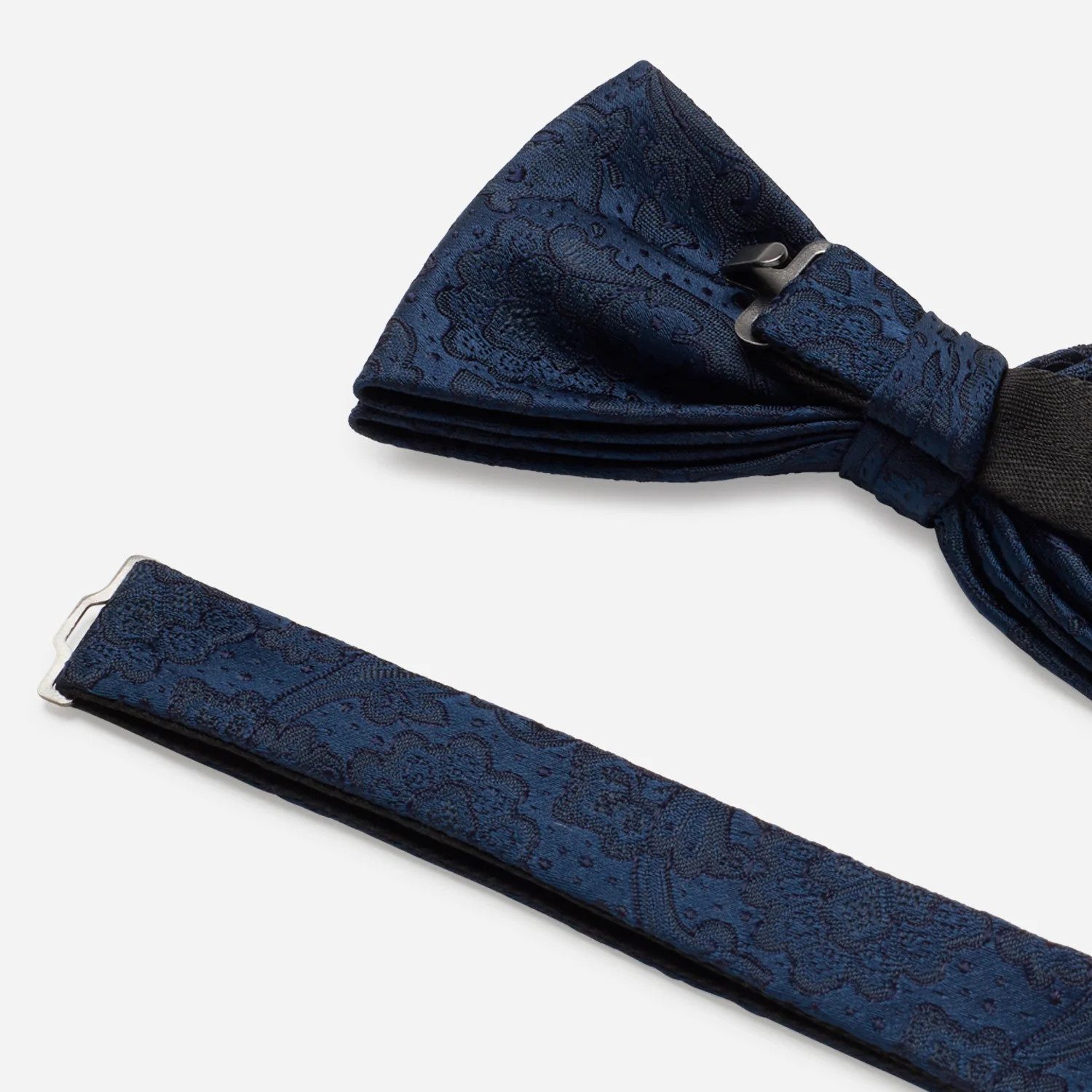 MONTI Fliege FIORENZO - vorgebundene Schleife mit Paisley-Muster für Herren