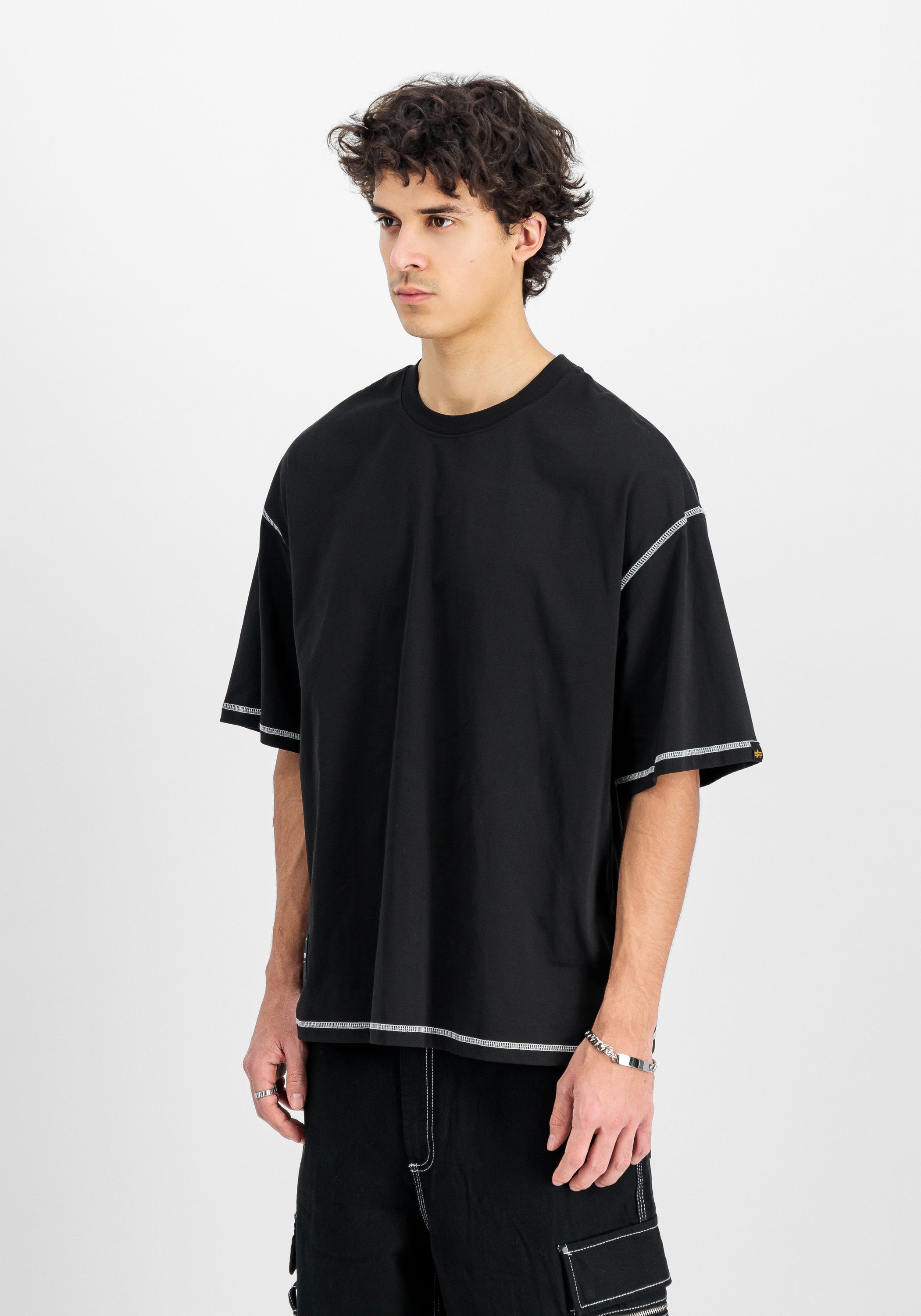 T-Shirt Studio Bubble Backprint T-Shirt