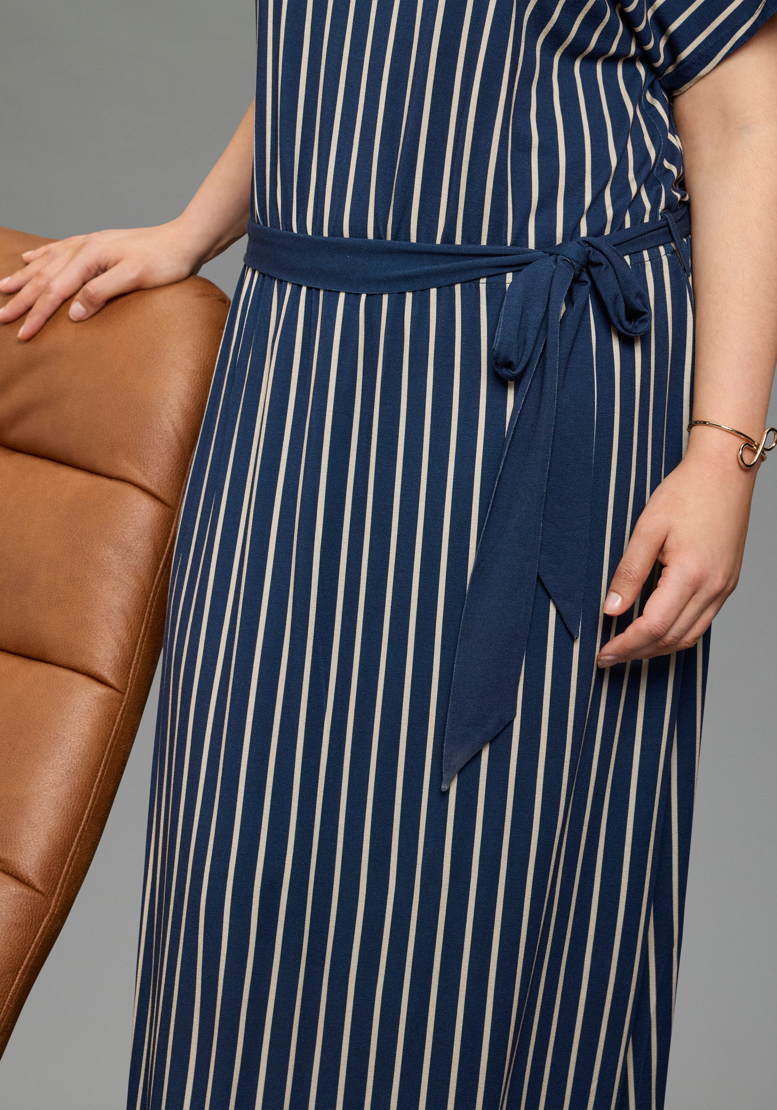 Laura Scott CURVE Maxikleid Große Größen in modernem Streifen-Design – Bild 4 von 5