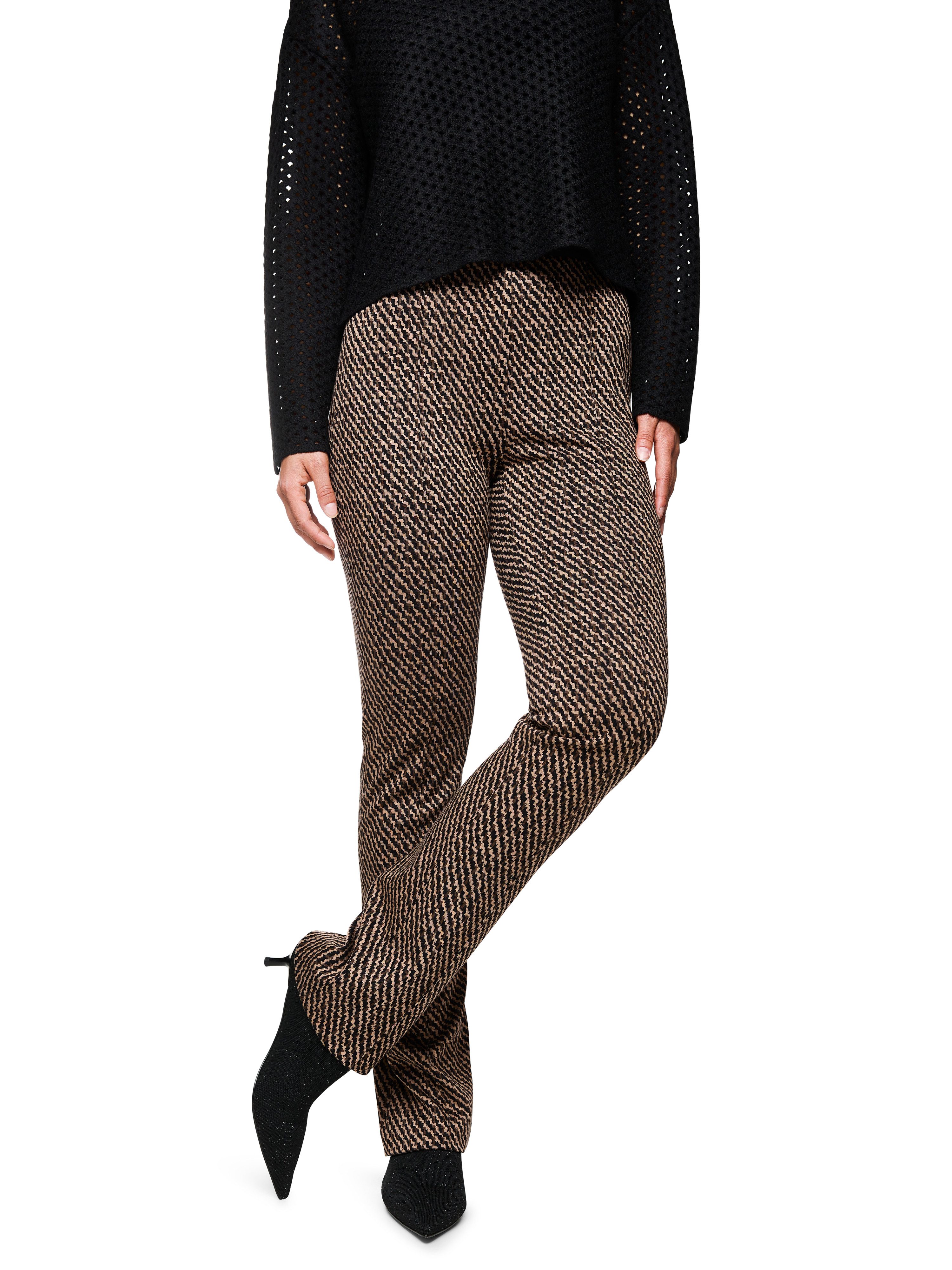 Marc Cain Strickhose Pants Premium Damenmode gestrickt, Model FREDERICA, femininer Schnitt