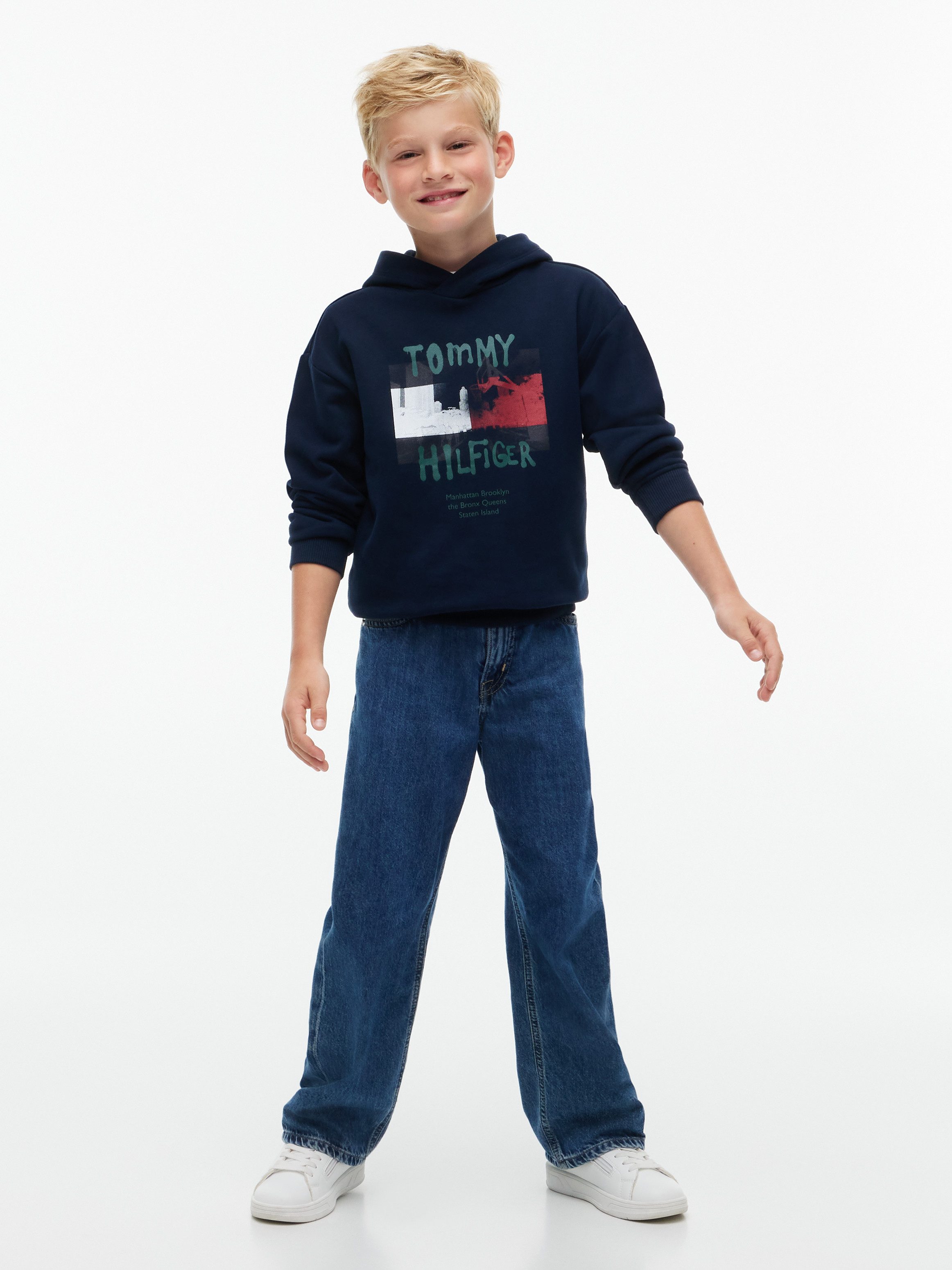 Tommy Hilfiger Kapuzensweatshirt FLAG GRAFITTI Regular Fit, für Kinder bis 16 Jahre – Bild 4 von 5