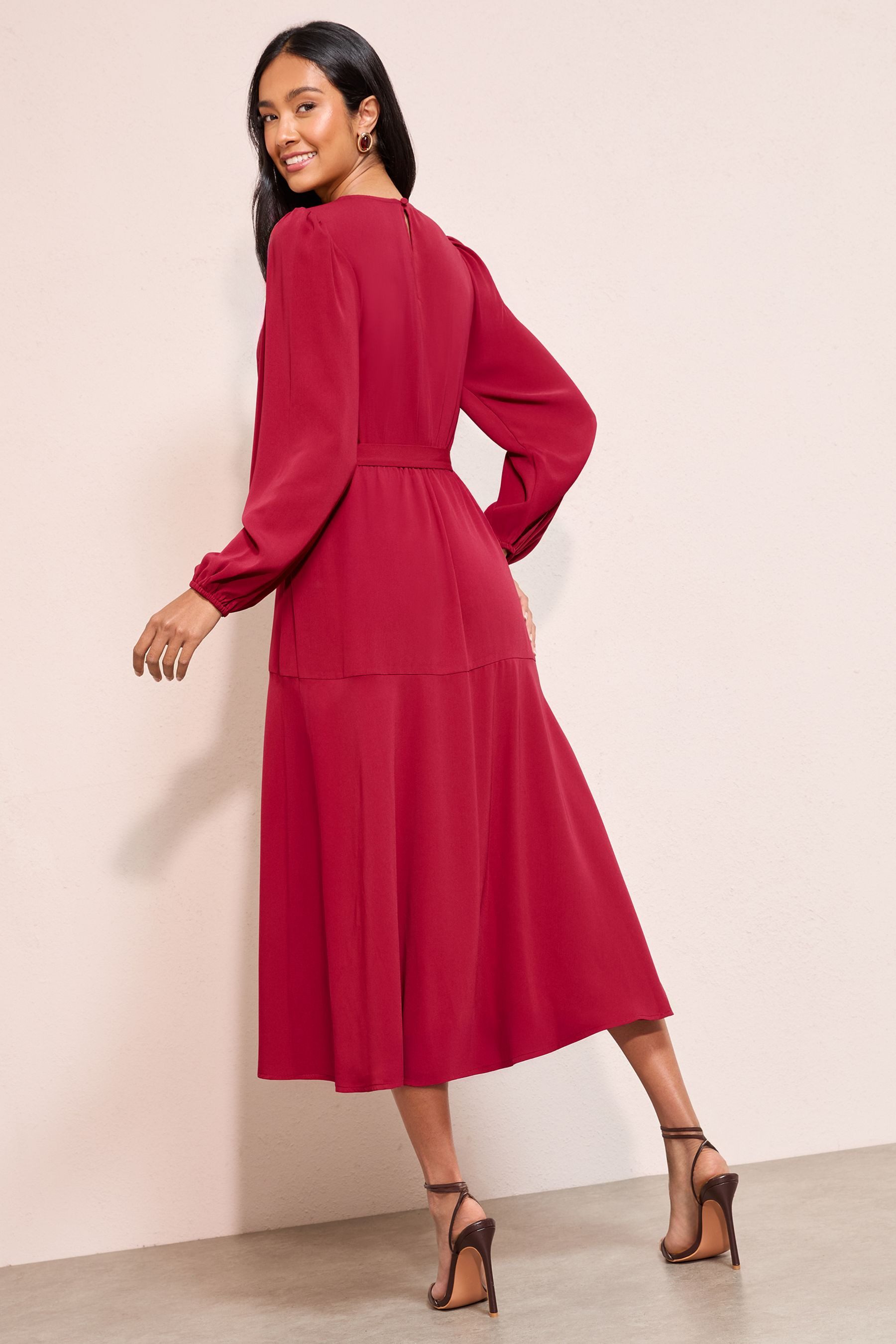 Friends Like These Midikleid Friends Like These Midikleid mit Gürtel (1-tlg günstig online kaufen