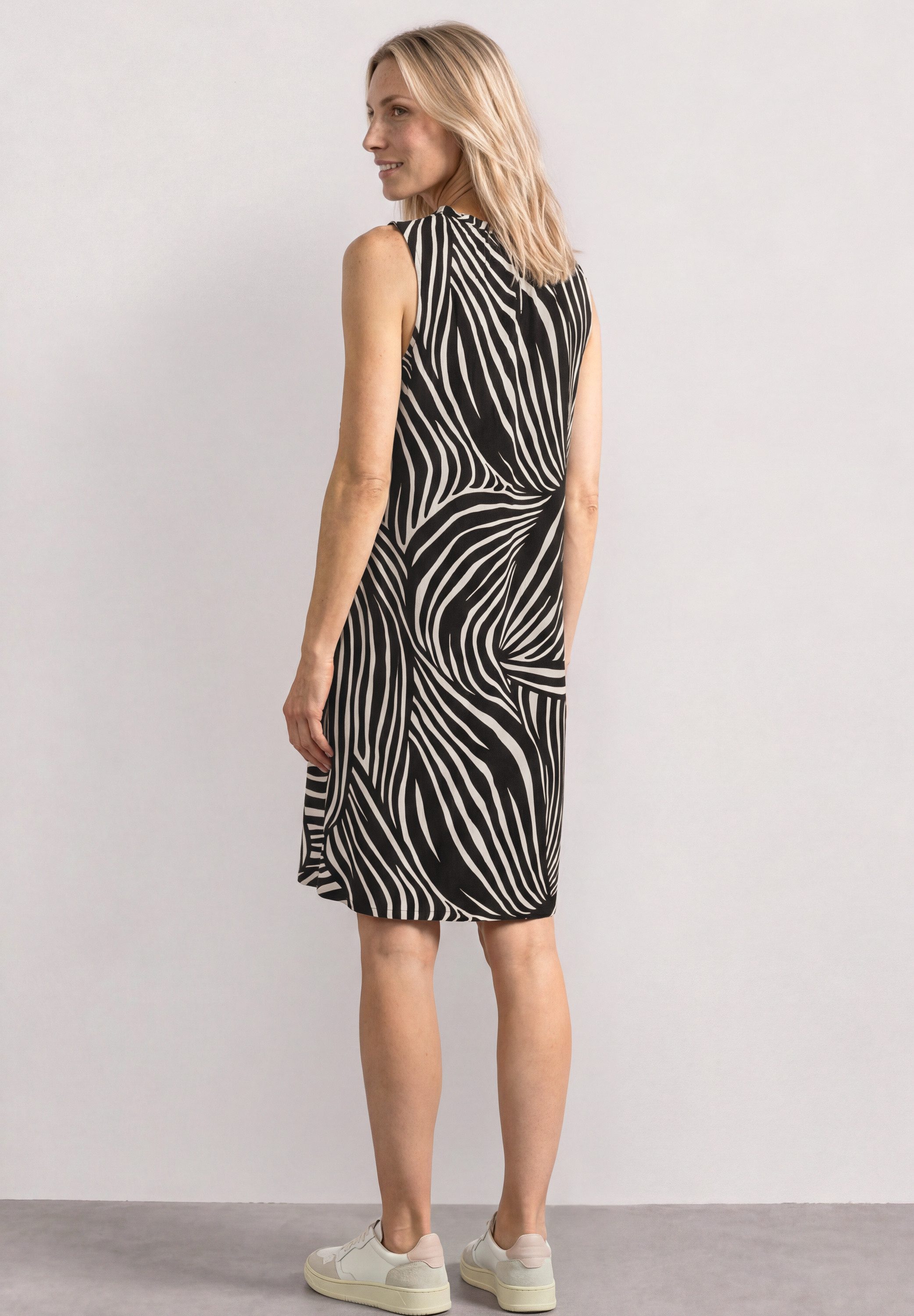 STREET ONE Sommerkleid aus Viskose