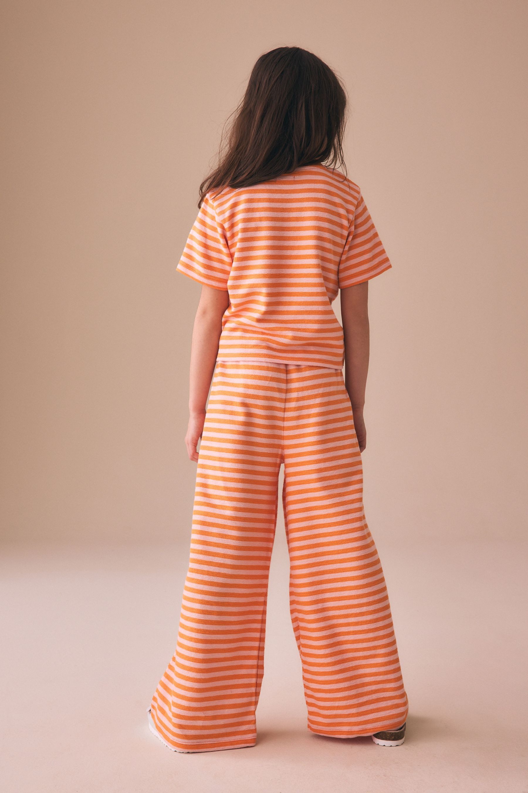 Next T-Shirt Wickeloberteil und weite Hose im Set (2-tlg)