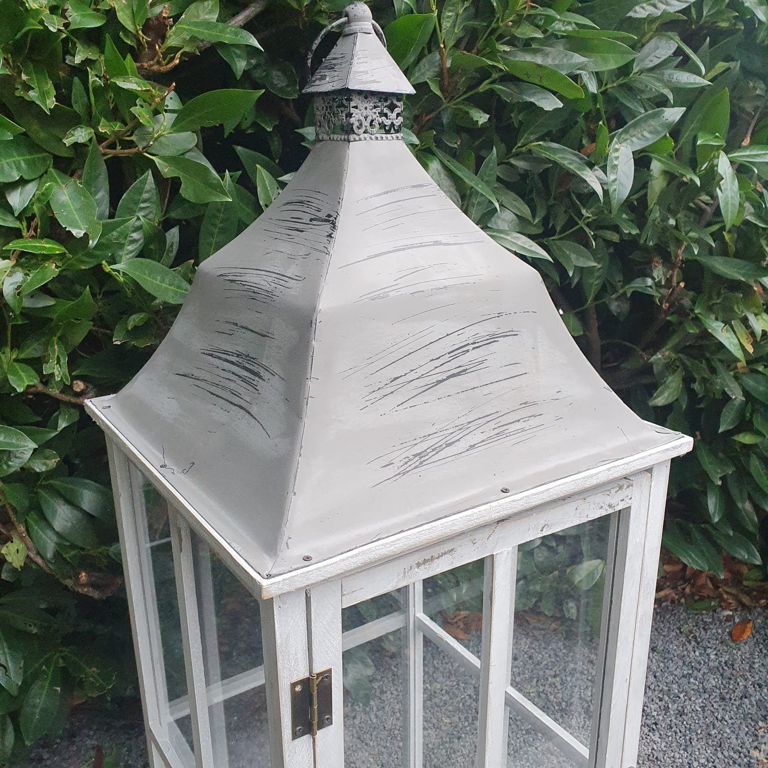 Aspinaworld Gartenfigur Holzlaterne Windlicht Laterne grau günstig online kaufen