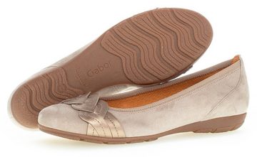 Gabor Ballerina Festtagsschuh, Slipper, Business Schuh mit Zierriegel im Metallic-Look