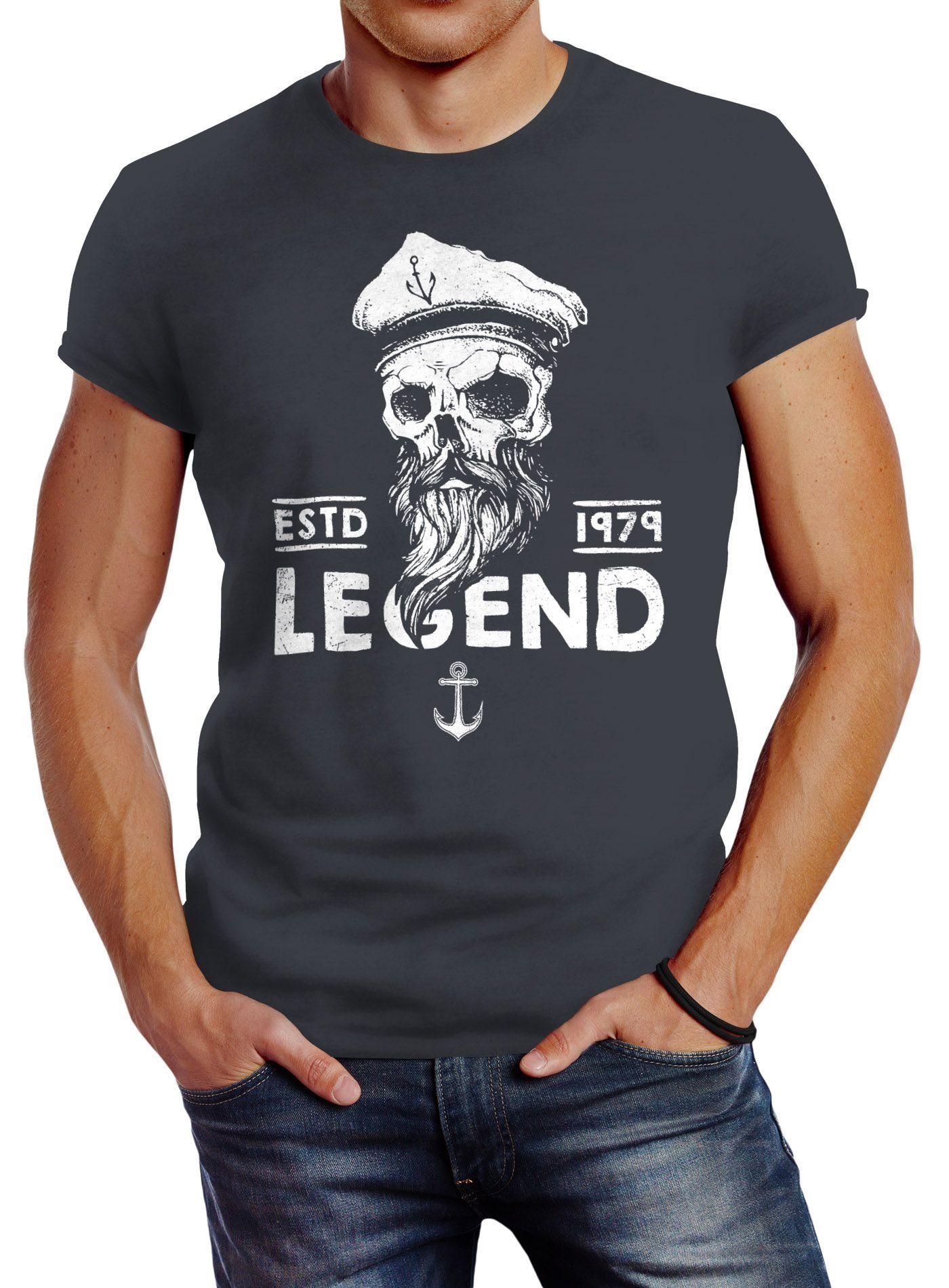 mit Herren Print-Shirt Skull Fit T-Shirt grau Bart Kapitän Legend Slim Neverless Neverless® Totenkopf Print Captain