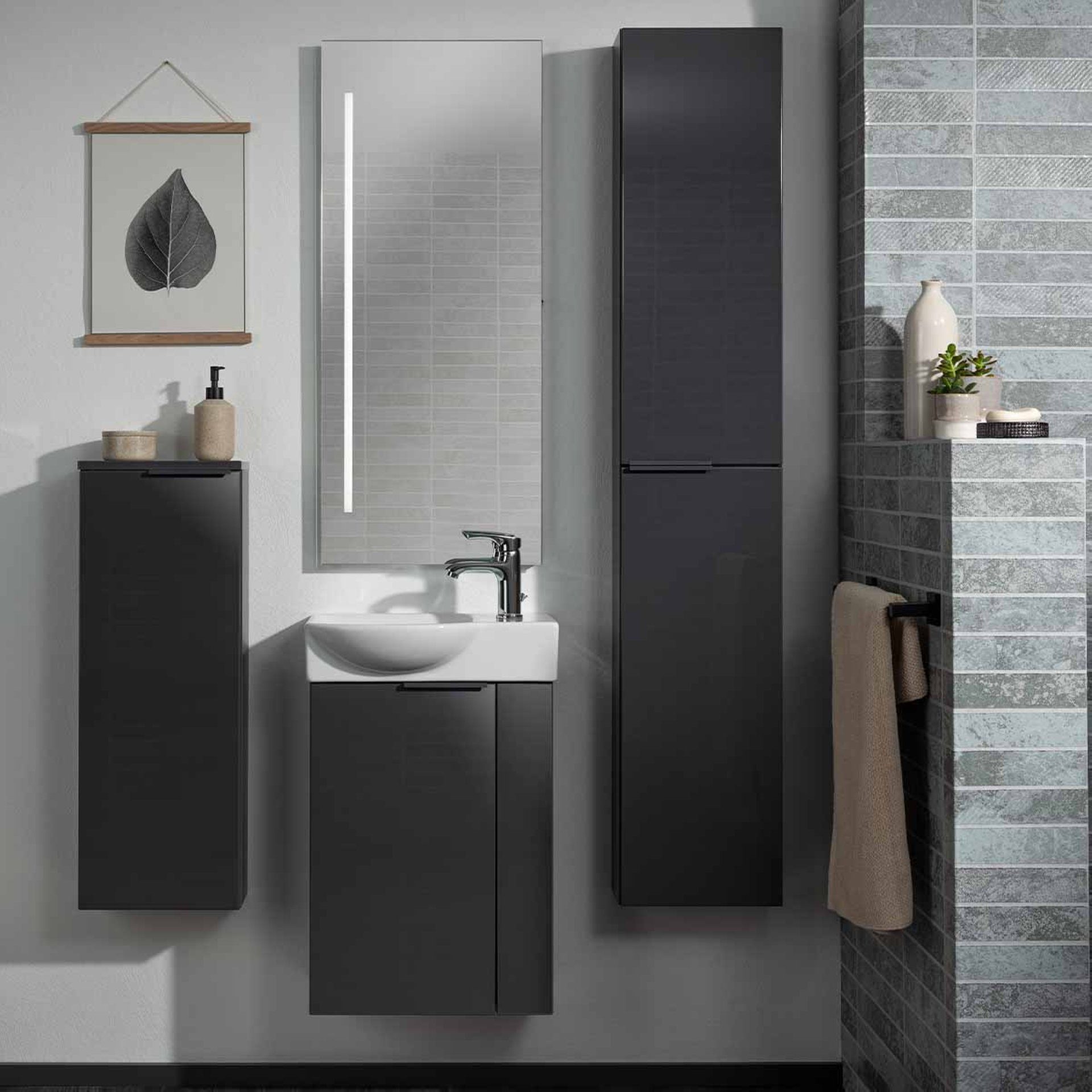 FACKELMANN Badmöbel-Set Gäste-WC Set – Badezimmermöbel, Waschplatz, Stauraumwunder