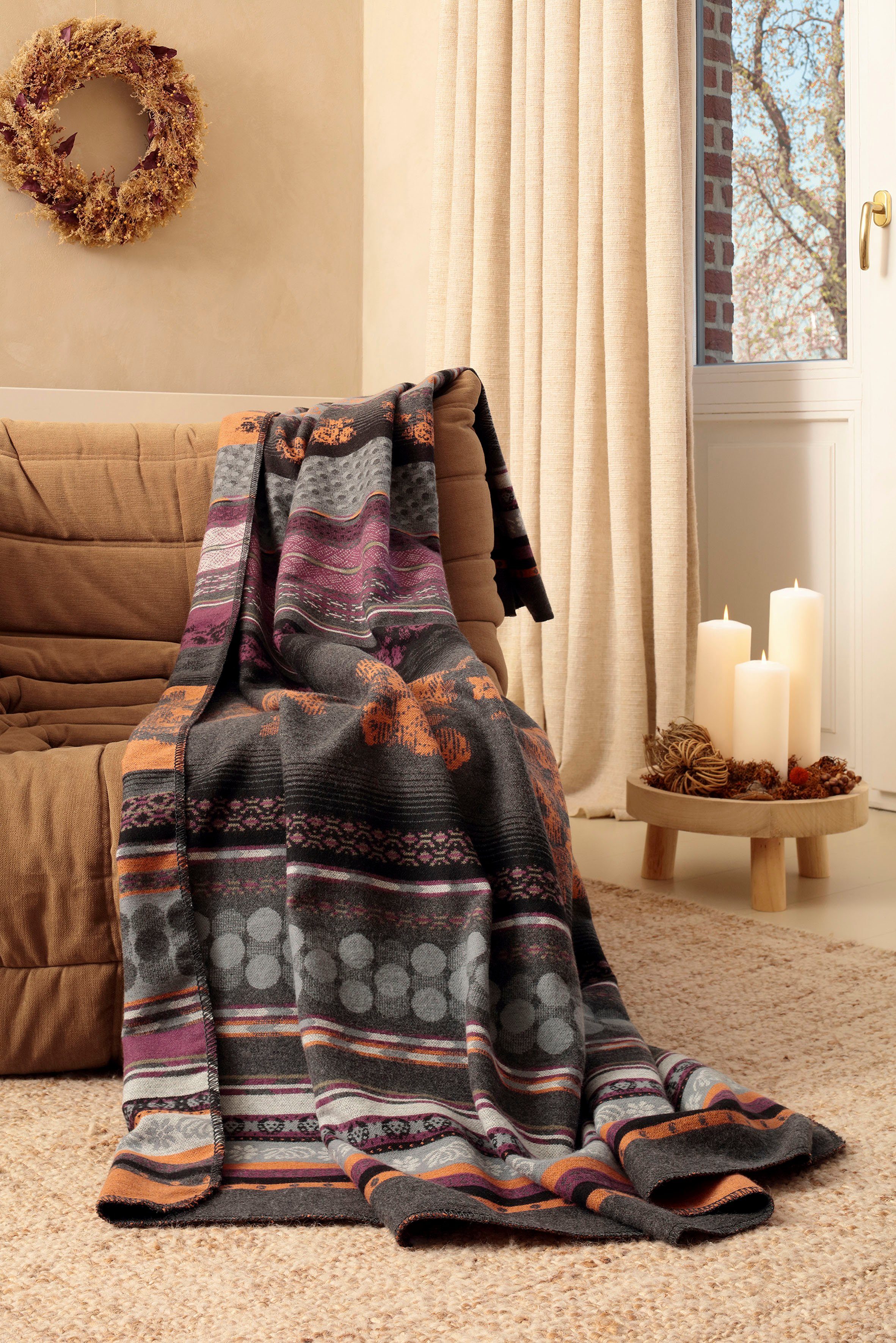 Biederlack, Wohndecke mit aufwändigem Jaquard-Muster Elegant,