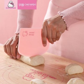 Chefmade Teigschaber Teigkarte Silikon biegsam mit einer runden Seite, Teigschaber Silkon - Teigspachtel Hello Kitty