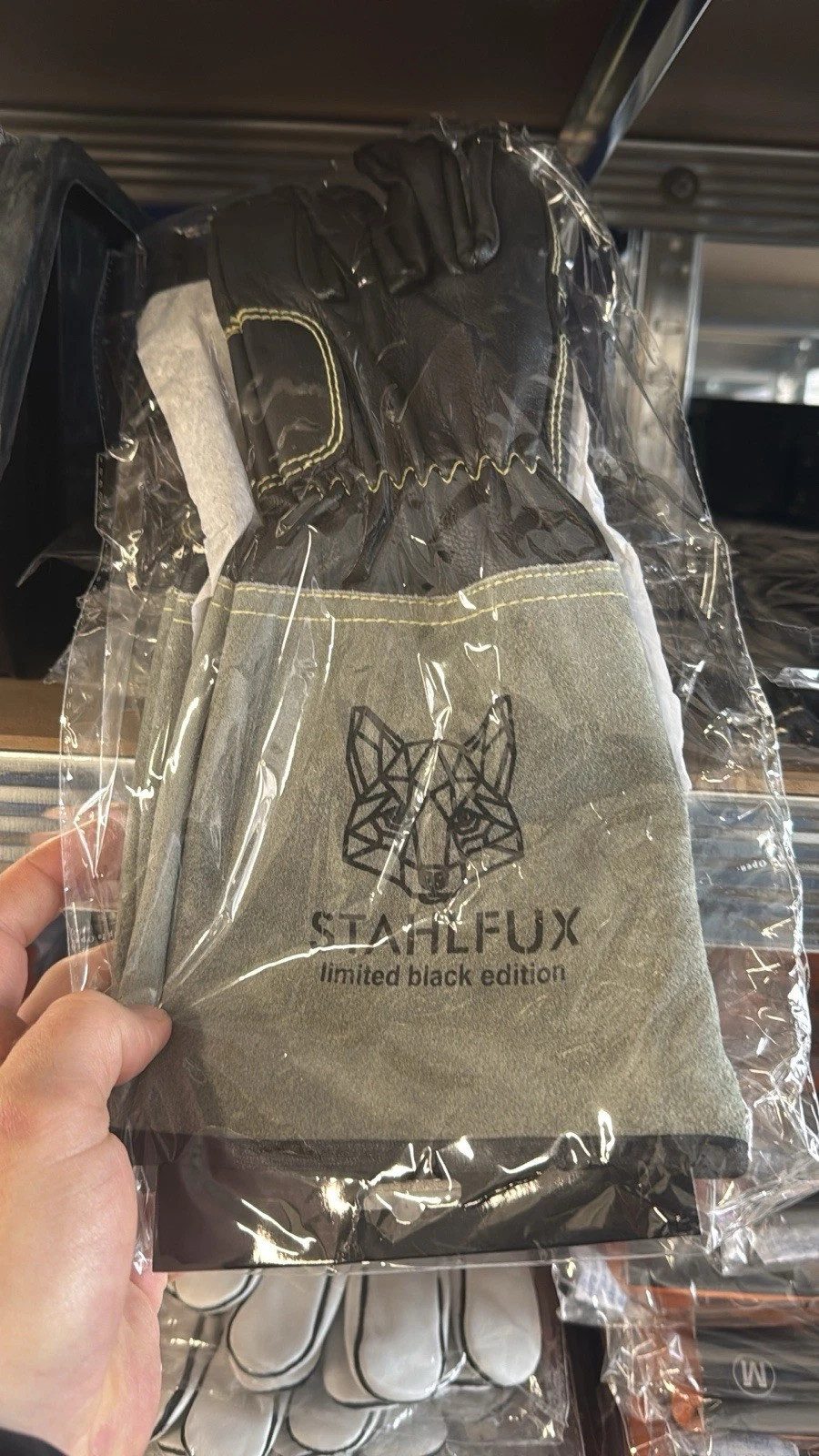 StahlFux Schweißerhandschuhe Arbeitshandschuhe hitzebeständige Handschuhe (Spar-Set, 1-St., schweißarbeiten) Robuste Außenfläche schützt vor Hitze und mechanischen Einflüssen