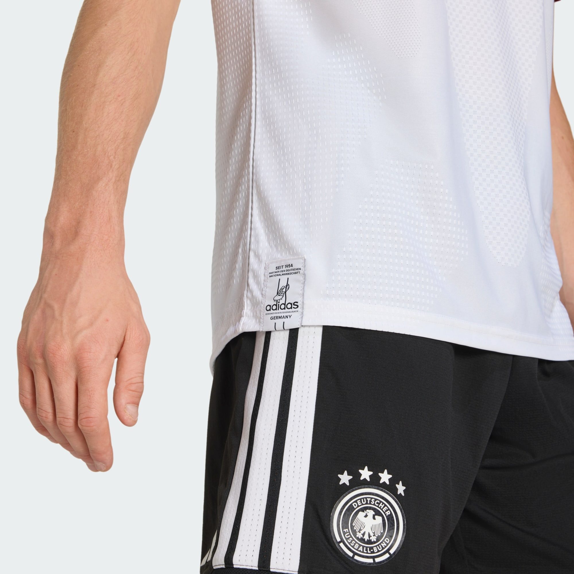 adidas Performance Fußballtrikot DEUTSCHLAND 26 AUTHENTIC HEIMTRIKOT (1-tlg)