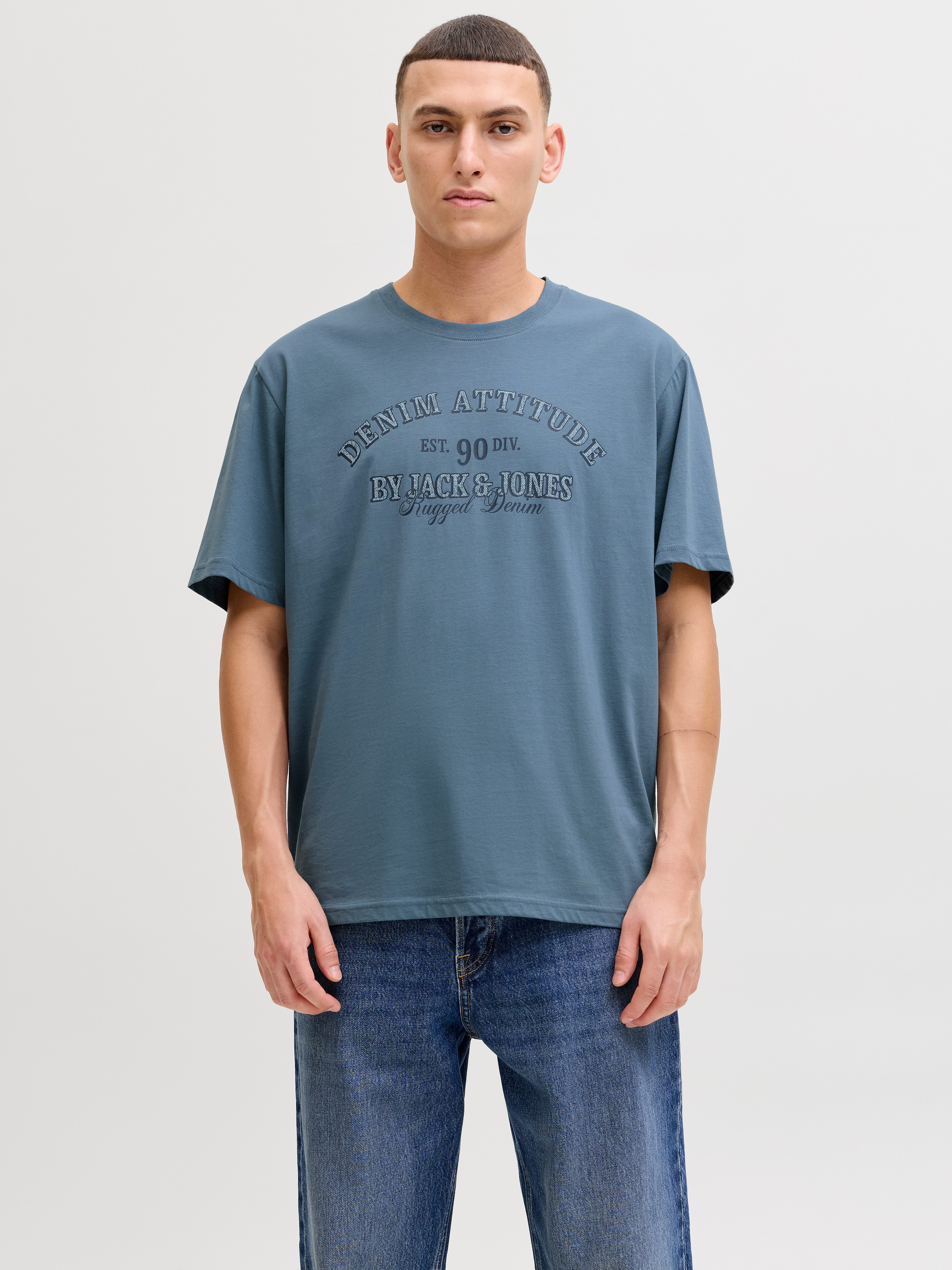 Jack & Jones Rundhalsshirt JJEDENVER GRAPHIC TEE SS O-NECK SN mit Logobranding
