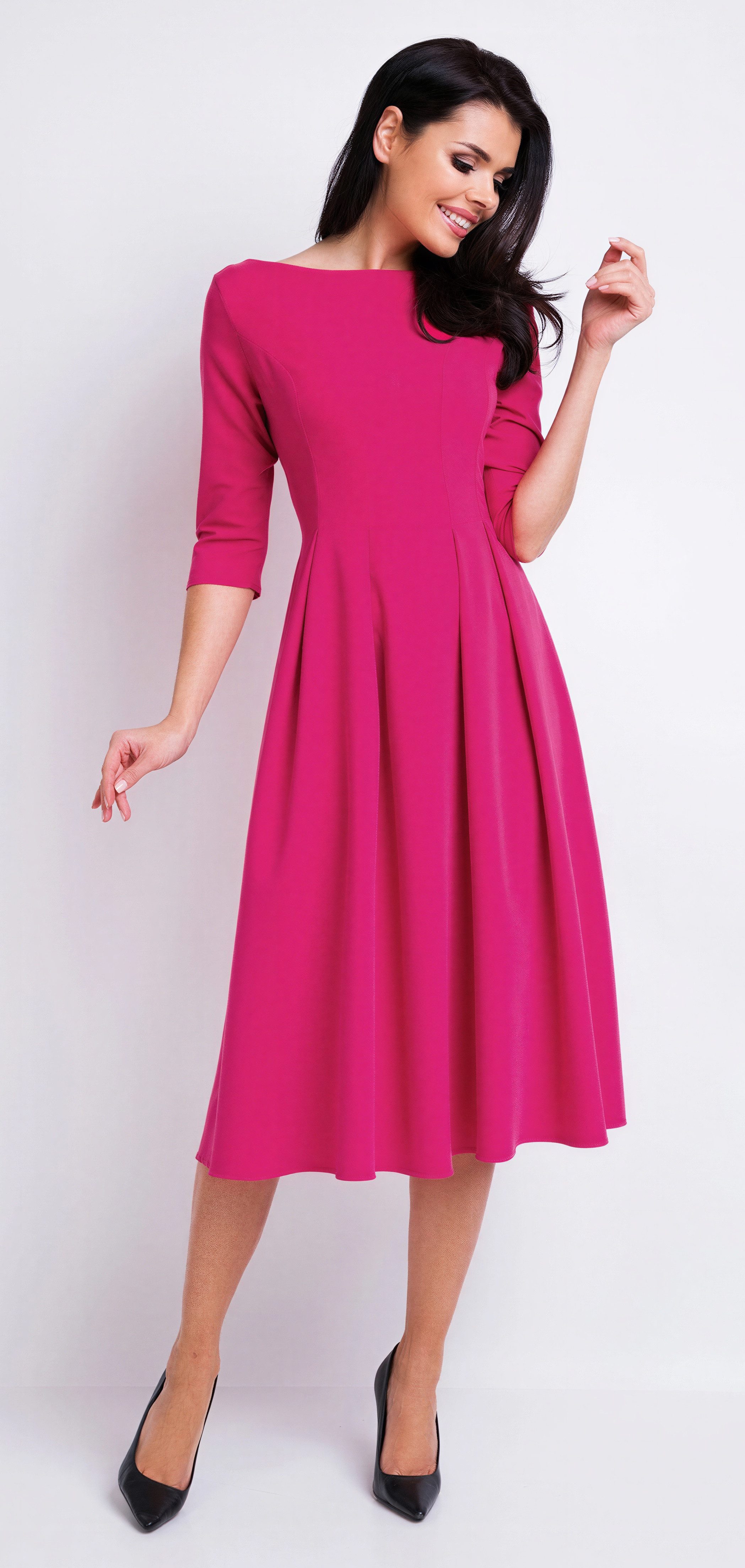 Awama Abendkleid mit ausgestelltem Rock und 3/4-Ärmeln