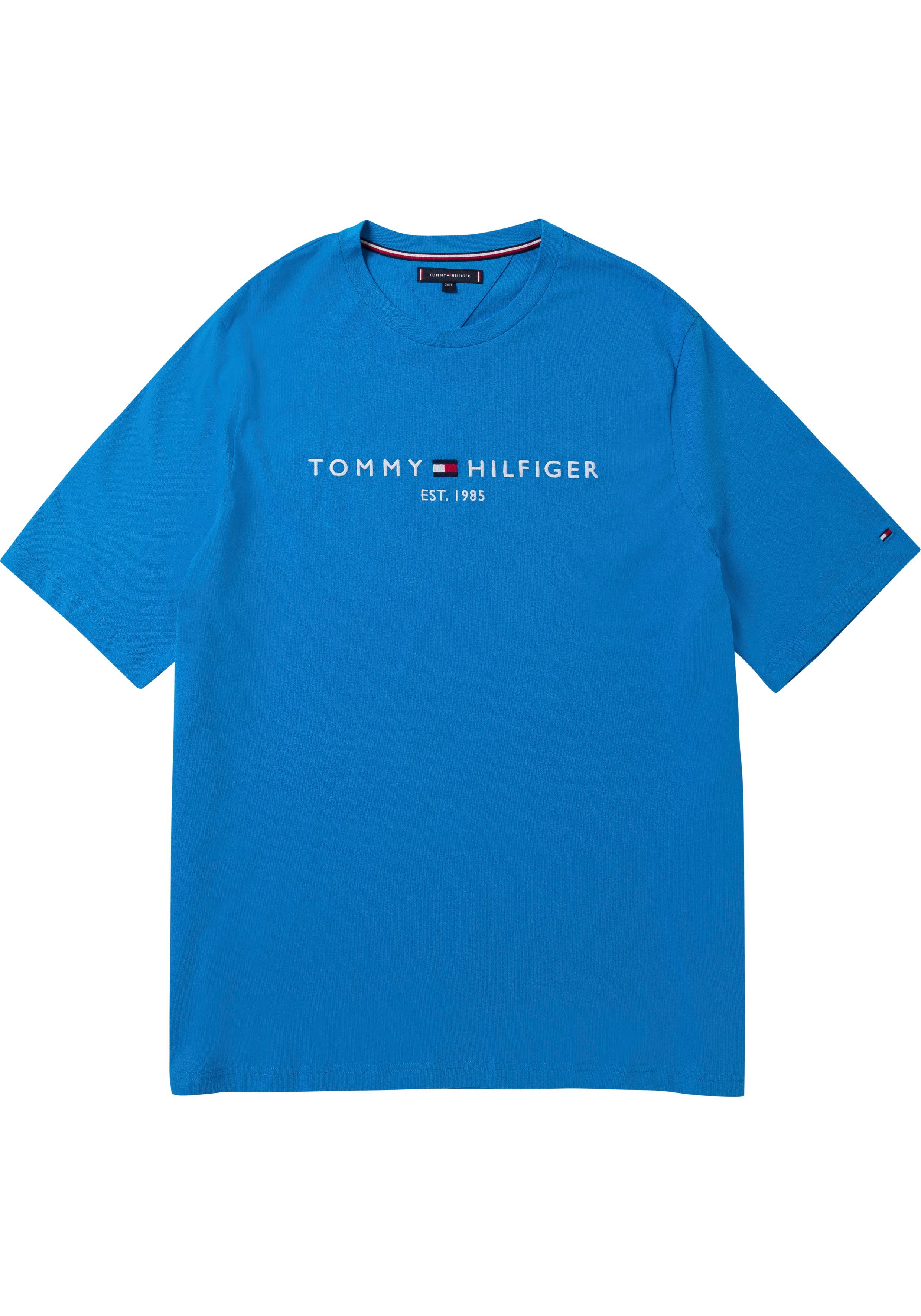 Hilfiger Hilfiger Tommy Brust azurblau Tommy auf & der Logoschriftzug mit Tall Big BT-TOMMY TEE-B T-Shirt LOGO
