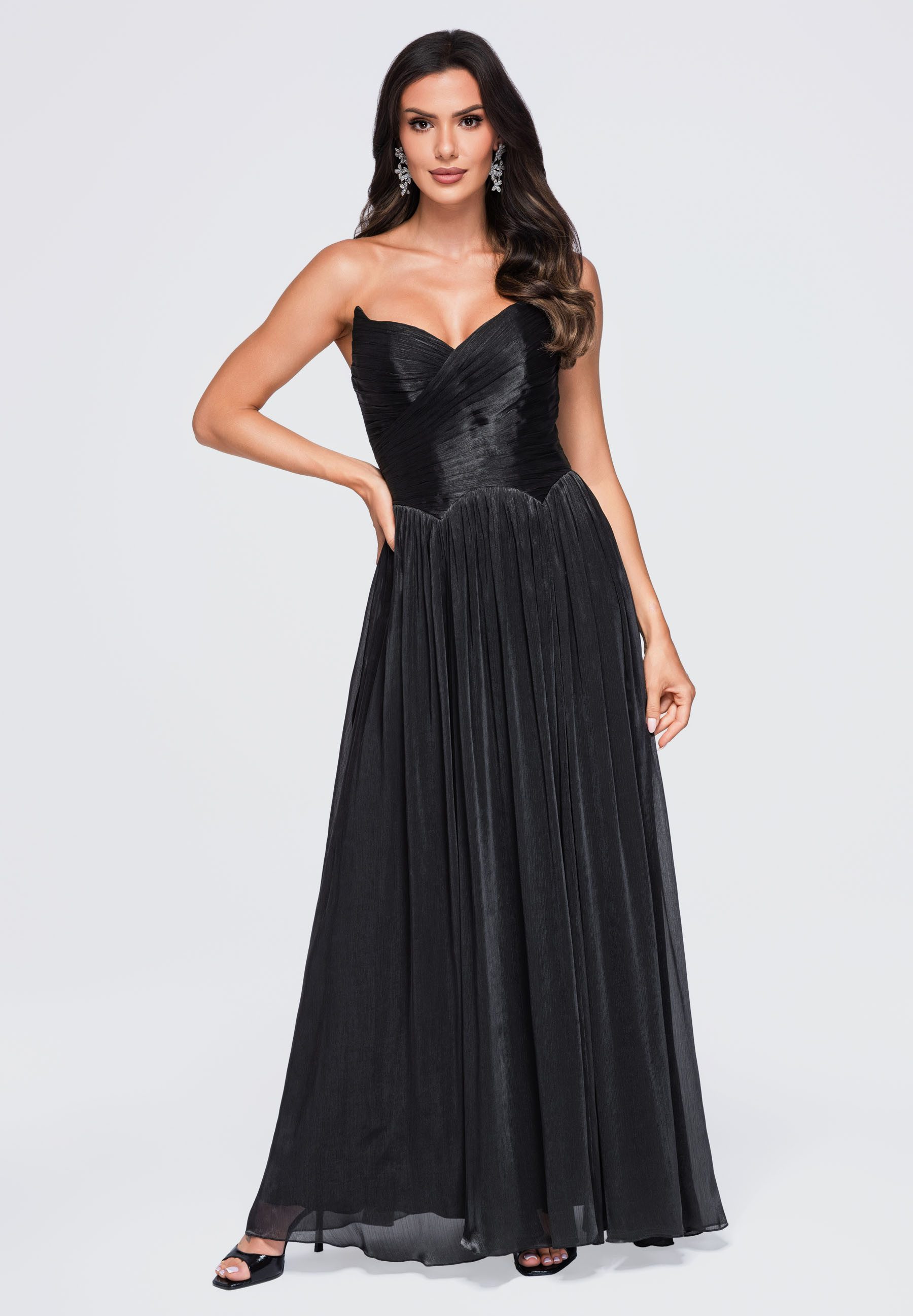 OMBRE Abendkleid Damen Abendkleid Maxi mit Herz-Ausschnitt Schwarz M (kein Set, 1-tlg) in Unifarbe