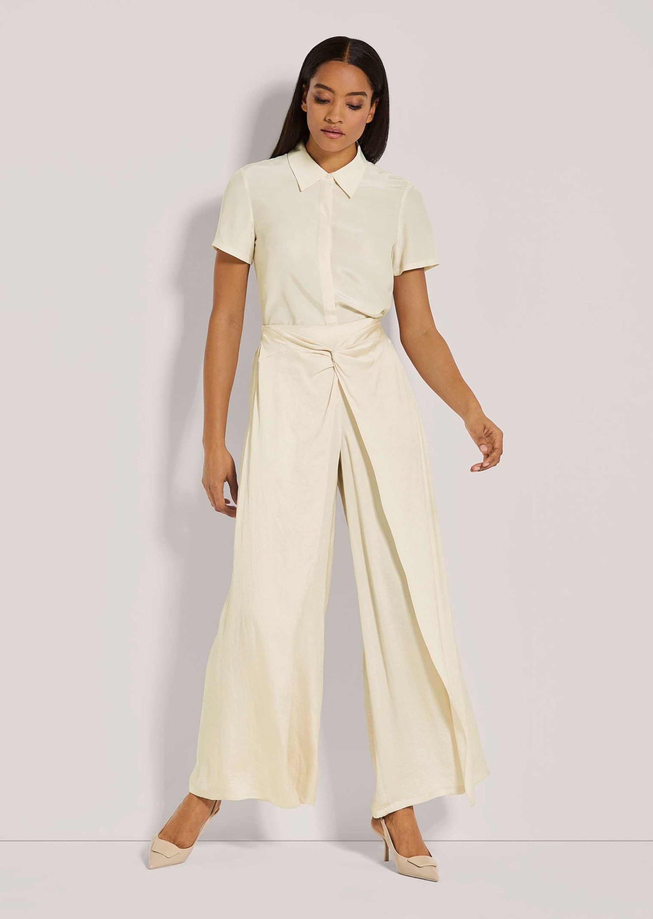 MADELEINE Stoffhose Sommerliche Stoffhose mit Überwurf Fließender Schnitt m günstig online kaufen