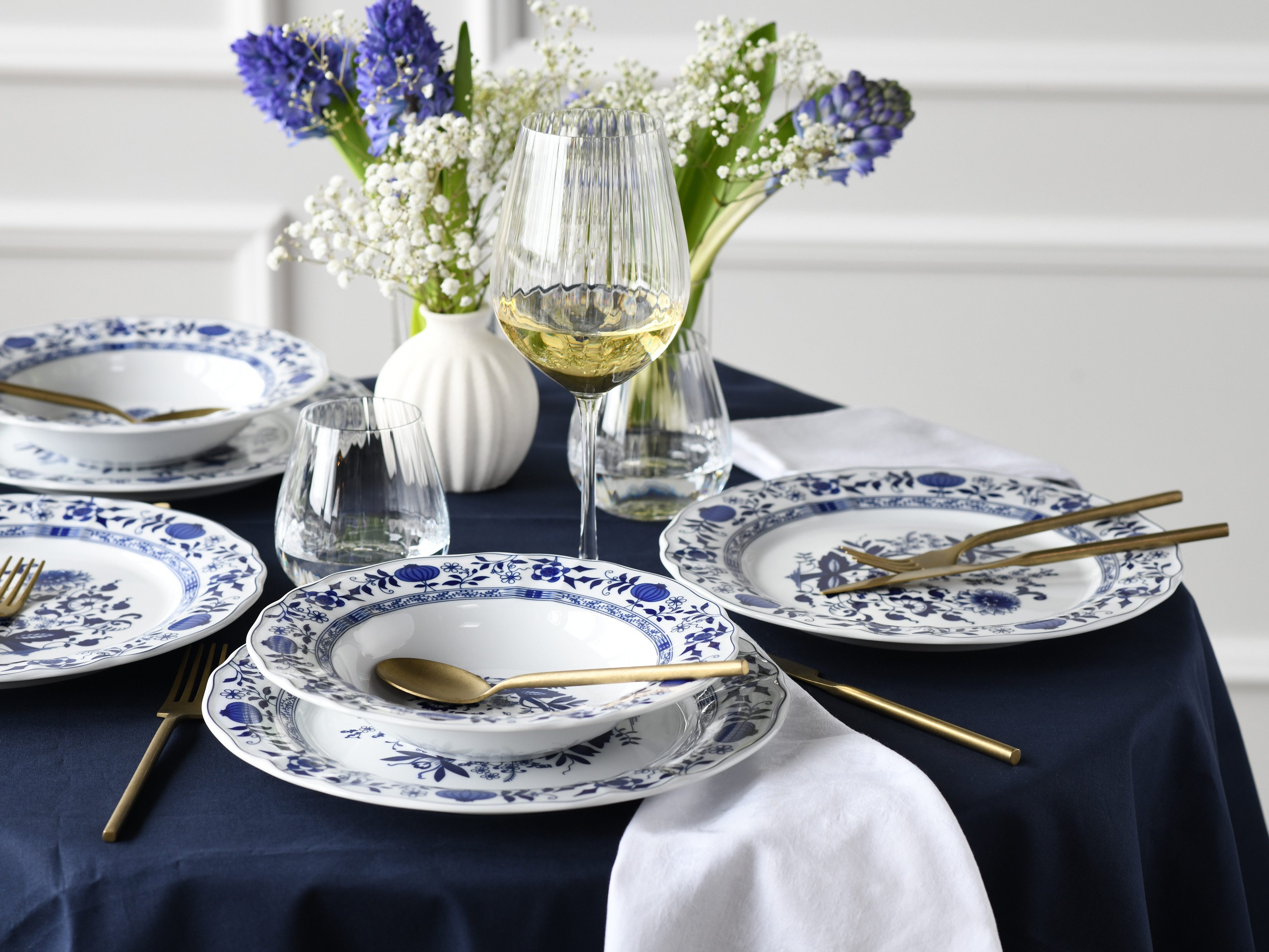 CreaTable Tafelservice Flora Zwiebelmuster, Tafel-Service 12-tlg (12-tlg), 6 Personen, Porzellan, Teller Set, Nostalgisch, Vintage