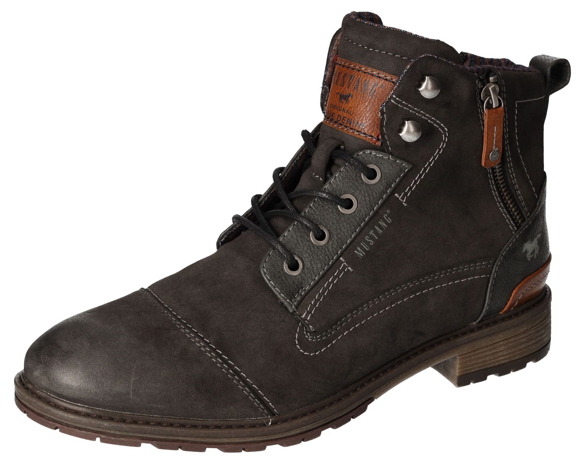 Schnürboots