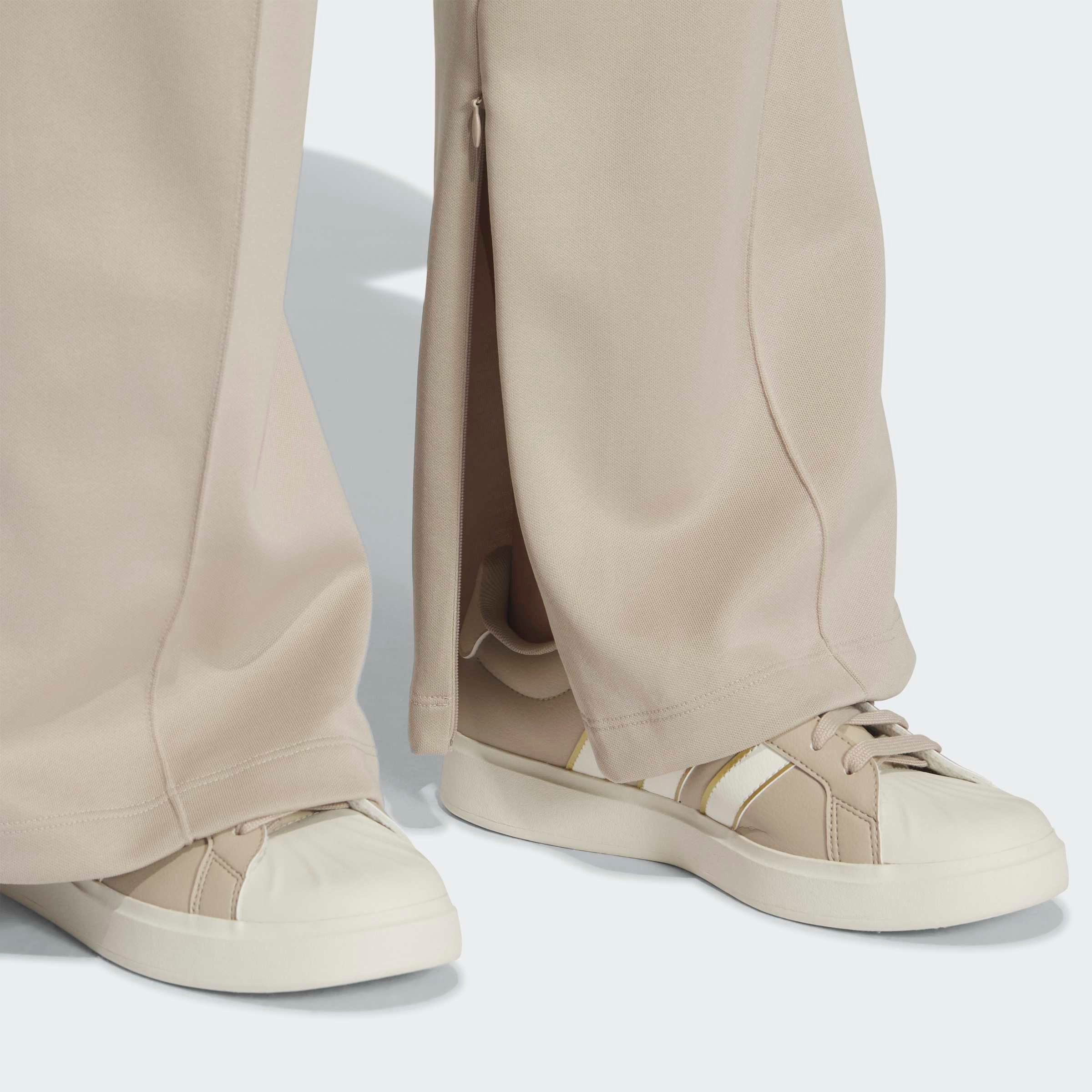 adidas Sportswear Sporthose STSV TRACK PNT mit Gummizug, normal-weite Passform, aus Polyester