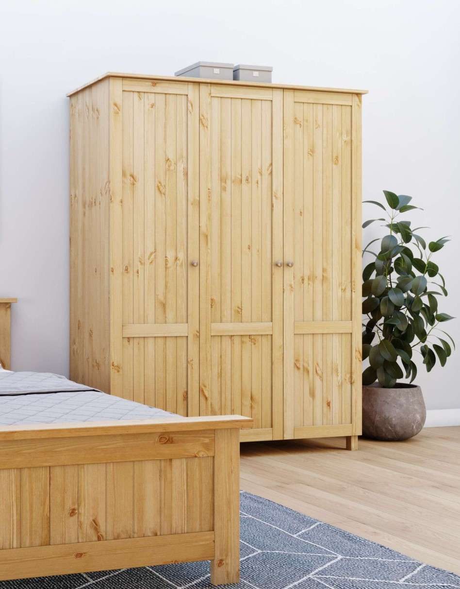 OTTO home Kleiderschrank Juventus, Drehtürenschrank, Schrank mit 3 Türen, 143 cm breit, aus massiver Kiefer, FSC®-zertifiziert