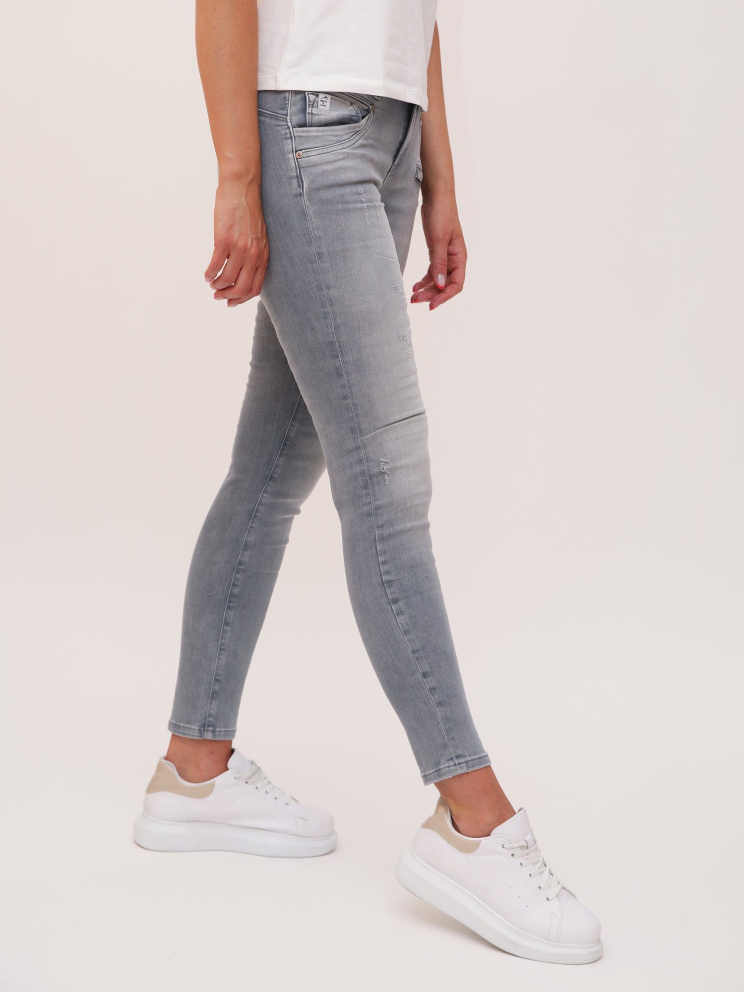 Grey Suzy Hippo of Skinny-fit-Jeans Miracle Denim