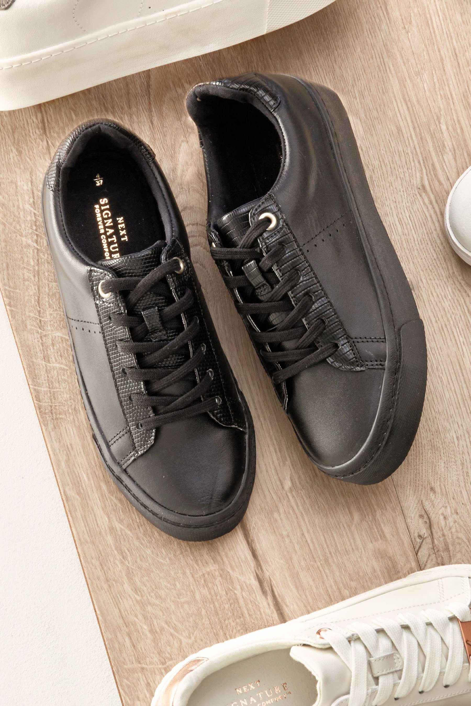 Schuhe Sneaker Next Signature Robuste Lederturnschuhe zum Schnüren Sneaker