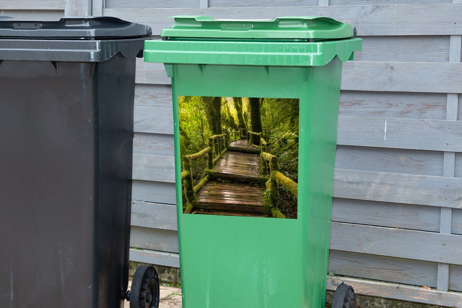 MuchoWow Wandsticker Schöner Regenwald und Dschungel Sticker, Mülleimer-aufkleber, (1 Mülltonne, St), Abfalbehälter Container
