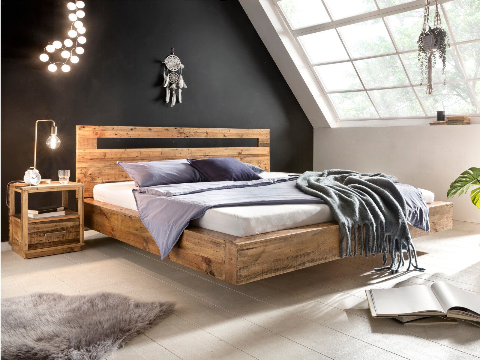 massivum Massivholzbett Marton 180x200 aus rustikalem günstig online kaufen