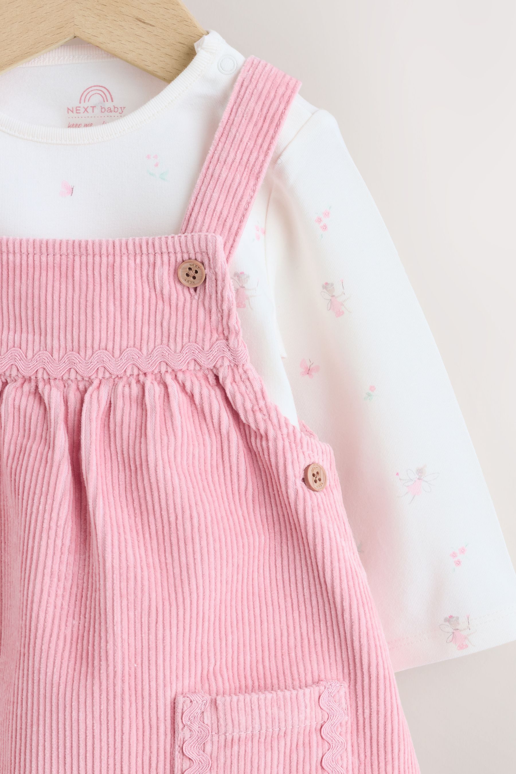 Next Latzkleid 2-teiliges Baby-Set mit Bodysuit + Trägerkleid (2-tlg)