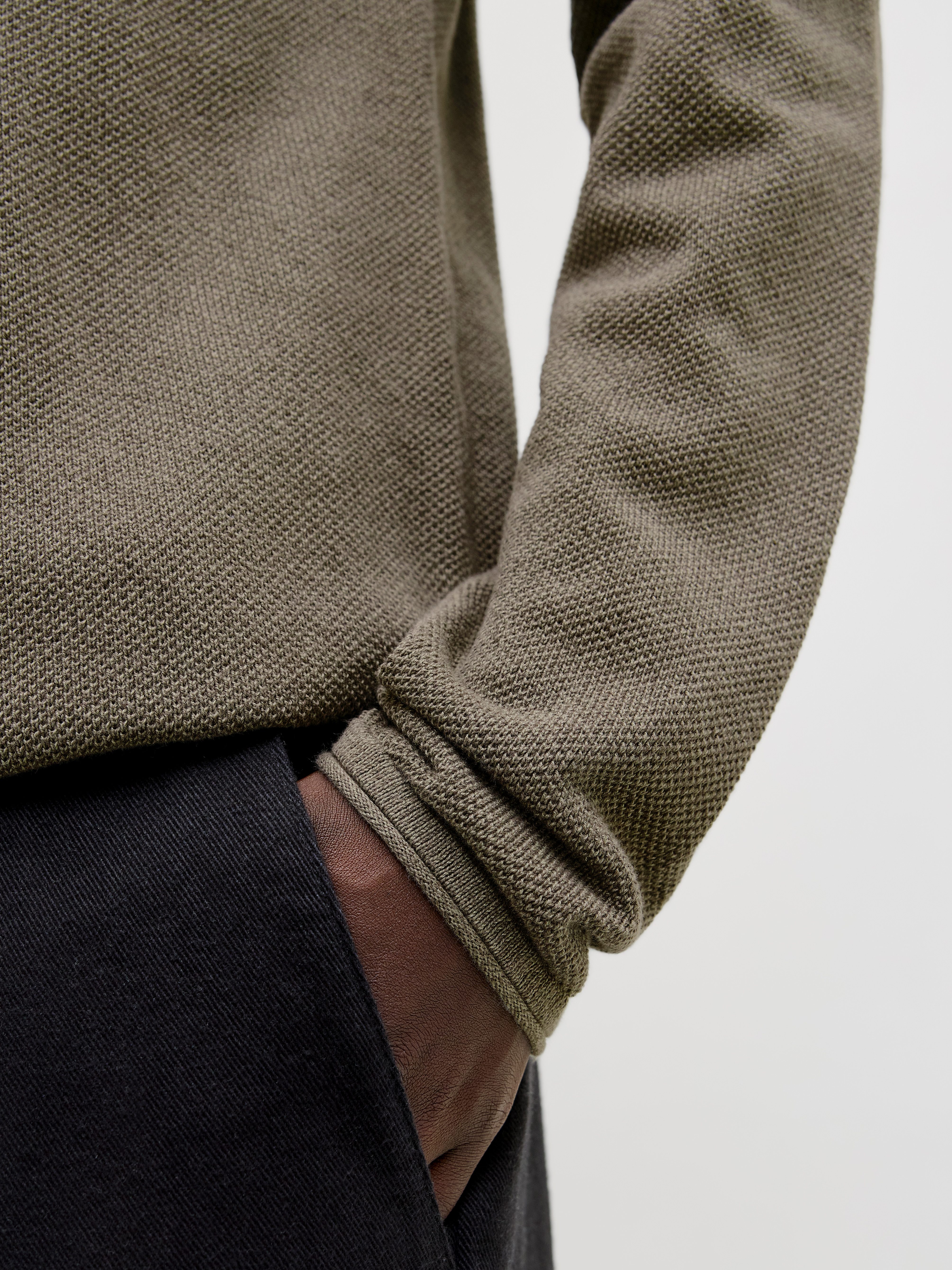 Jack & Jones Rundhalspullover JJEHILL KNIT CREW NECK NOOS Baumwolle, regular fit