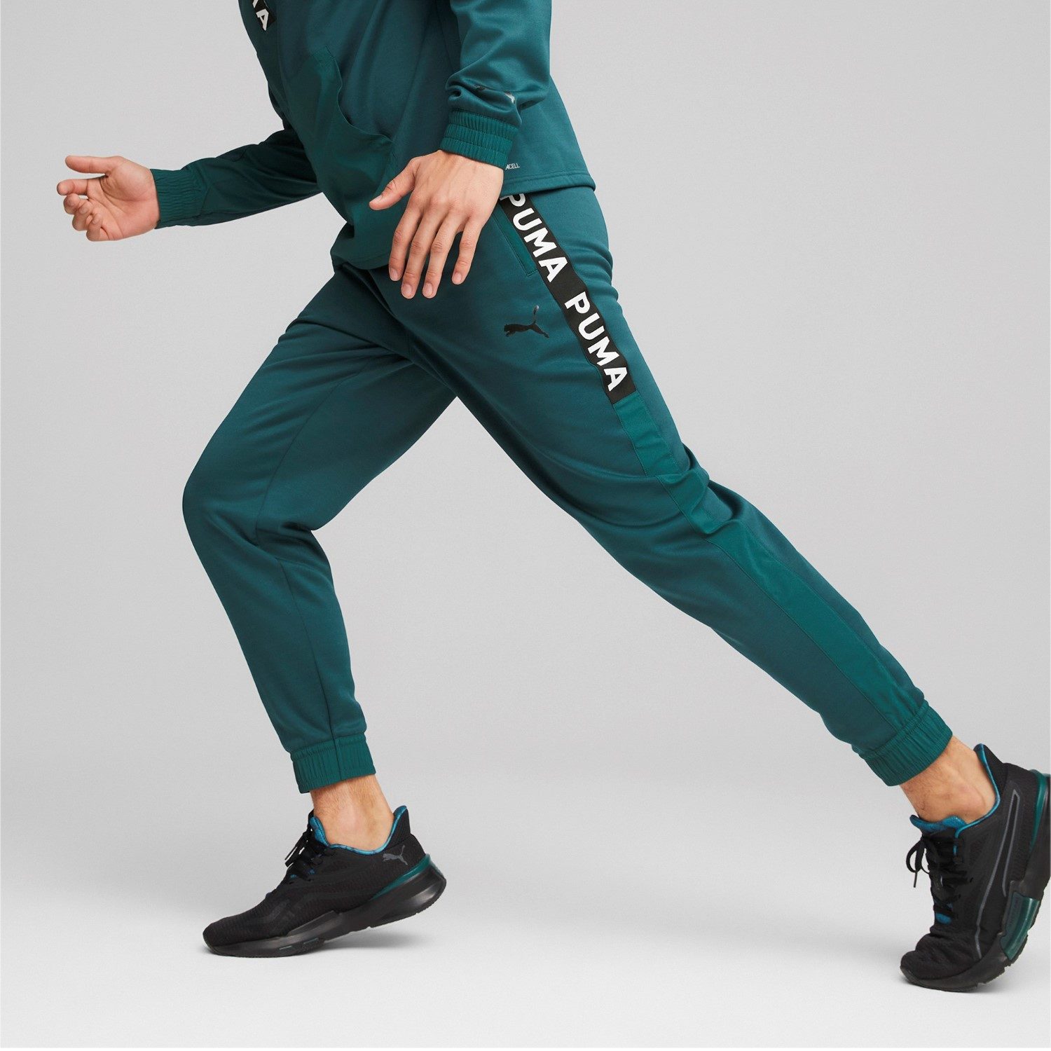 PUMA Jogginghose Trainings Jogginghose Fit PWRFLEECE (0-tlg)