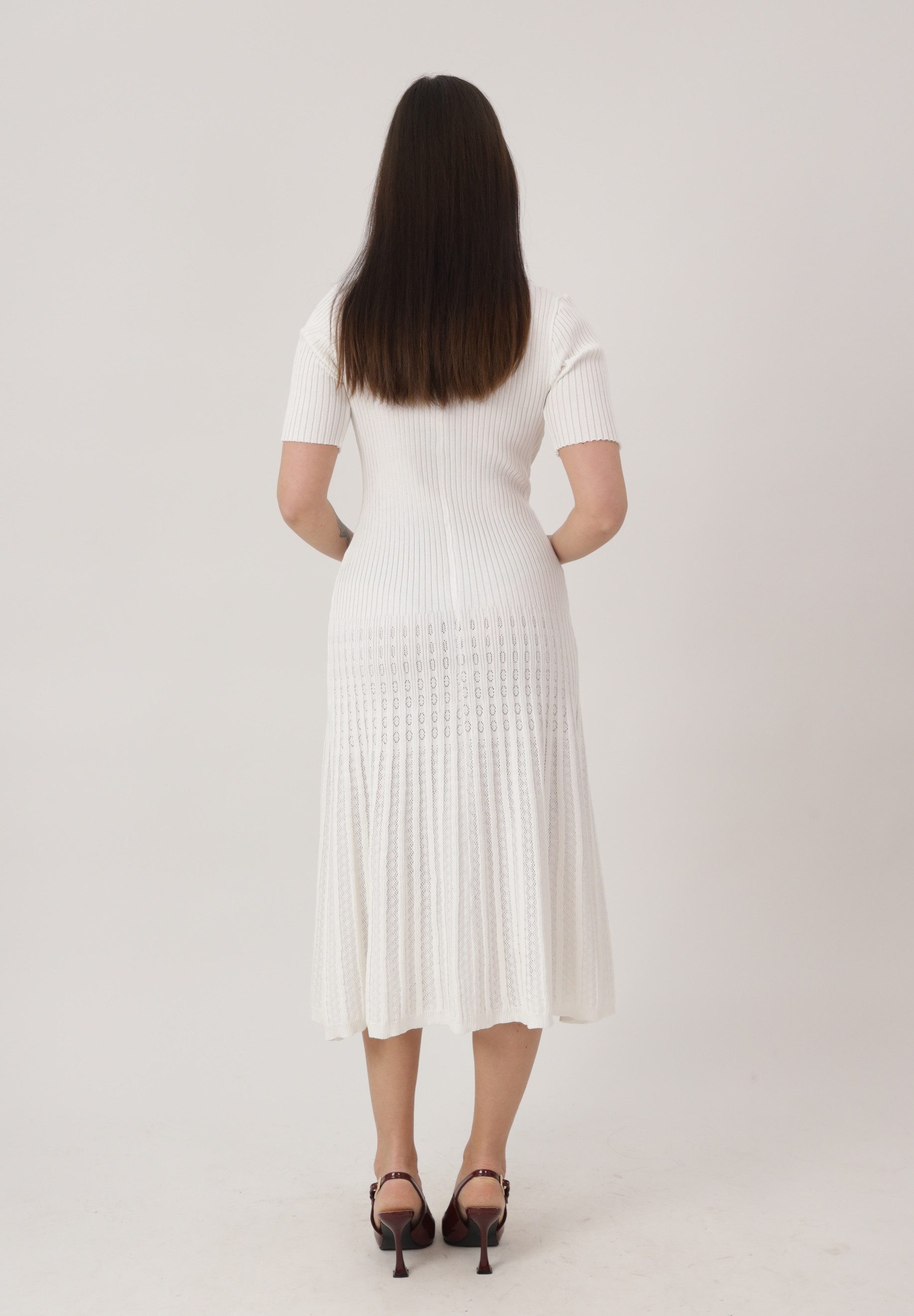 Elara Midikleid Midi Strickkleid Damen mit Polokragen & eleganter Knopfleiste – Bild 3 von 5