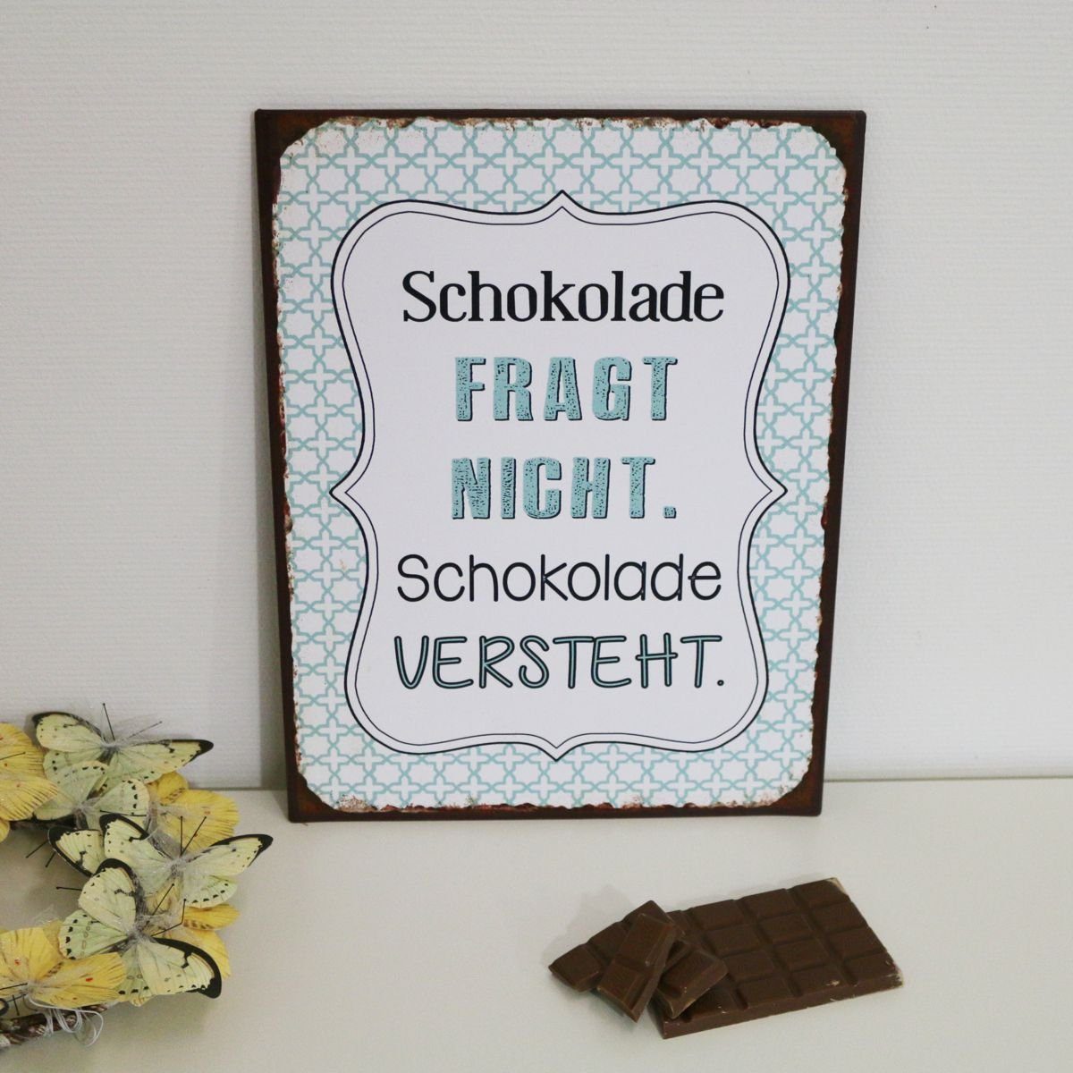 Lafinesse Metallschild LaFinesse - Schokolade fragt nicht. Schokolade versteht. Metallschild, (Stück, 1 St)