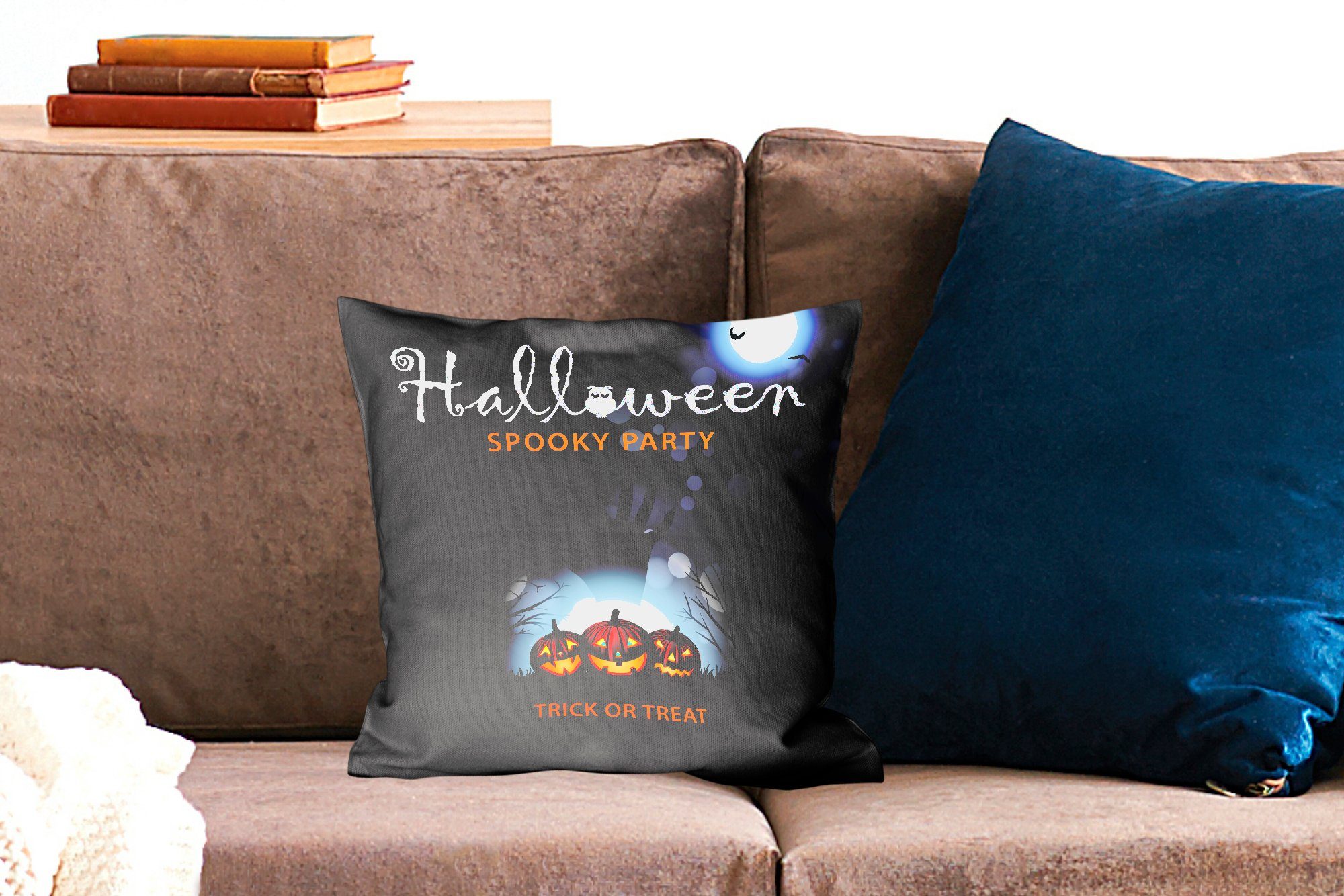 MuchoWow Dekokissen Ein mit von Schlafzimmer, sehen für Deko, in ist, Illustration Sofakissen Halloween, das einer Poster zu Wohzimmer, Zierkissen Füllung