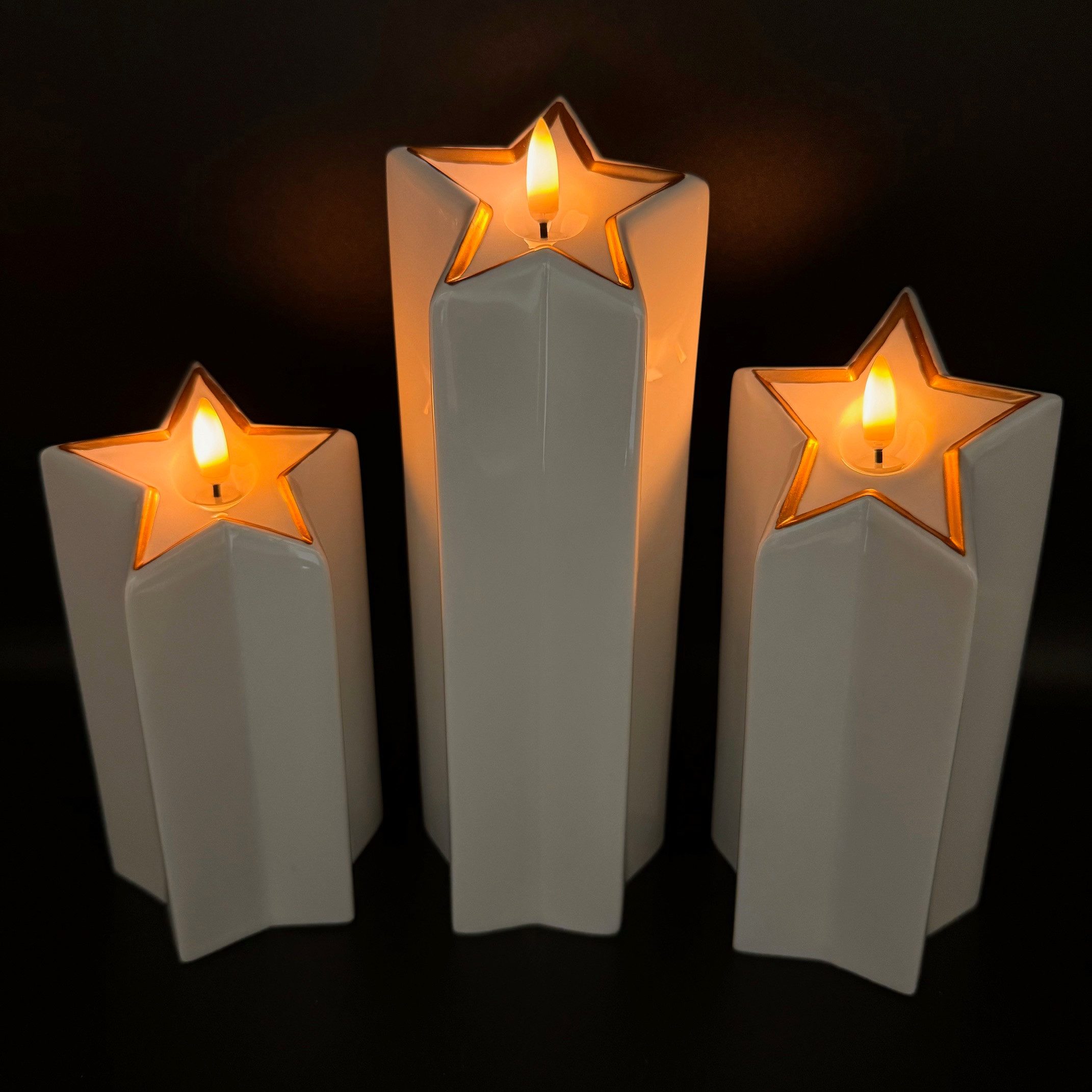 Online-Fuchs LED-Kerze 3er Set Sternkerzen aus Keramik für Weihnachten (Silber oder Roségold -, realistische Flamme), inkl. 6-Stunden Timer - Weihnachtsdeko