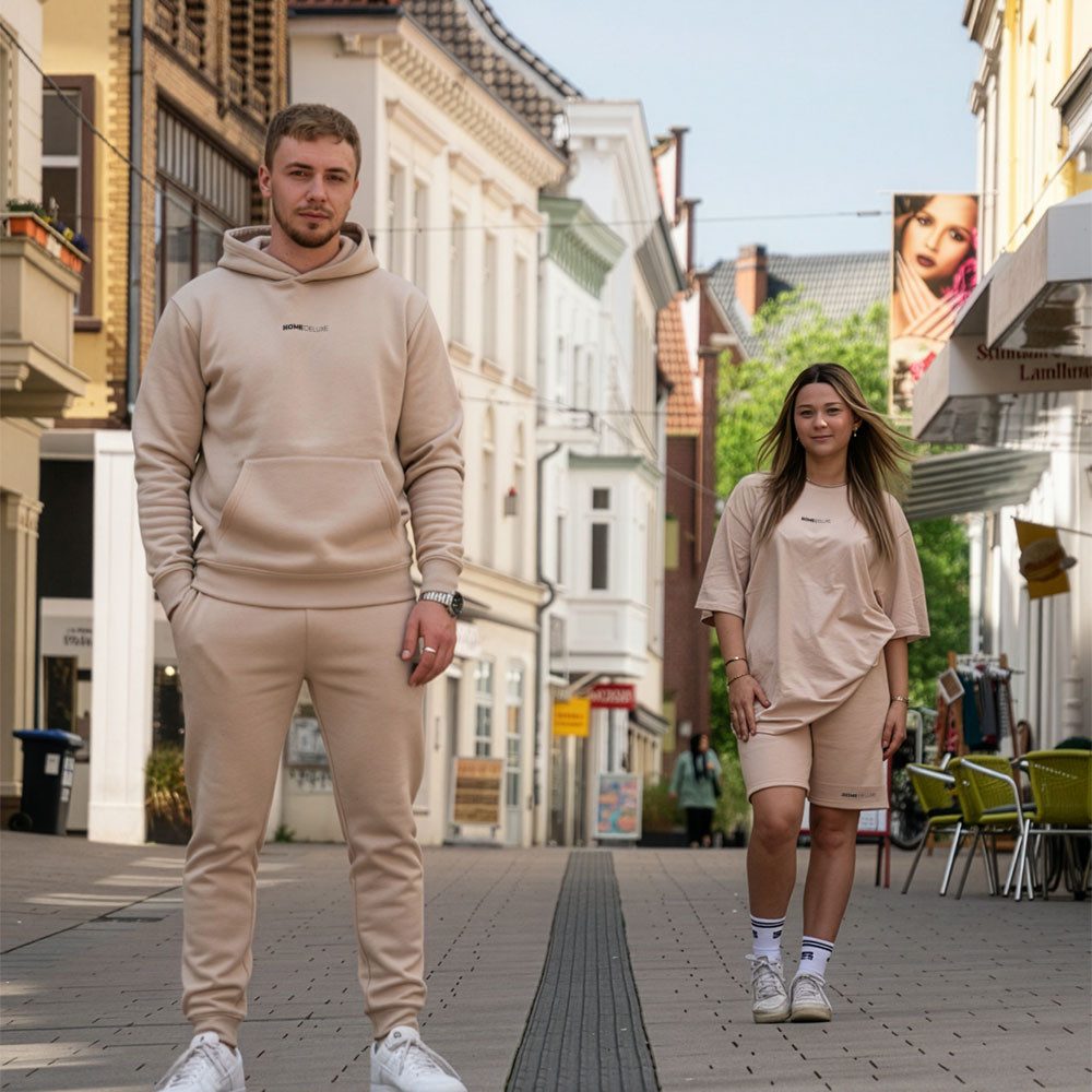 HOME WEAR Jogginghose Sweatpants 70% Baumwolle, Schwerer Premium Stoff mit 350 GSM, Sporthose