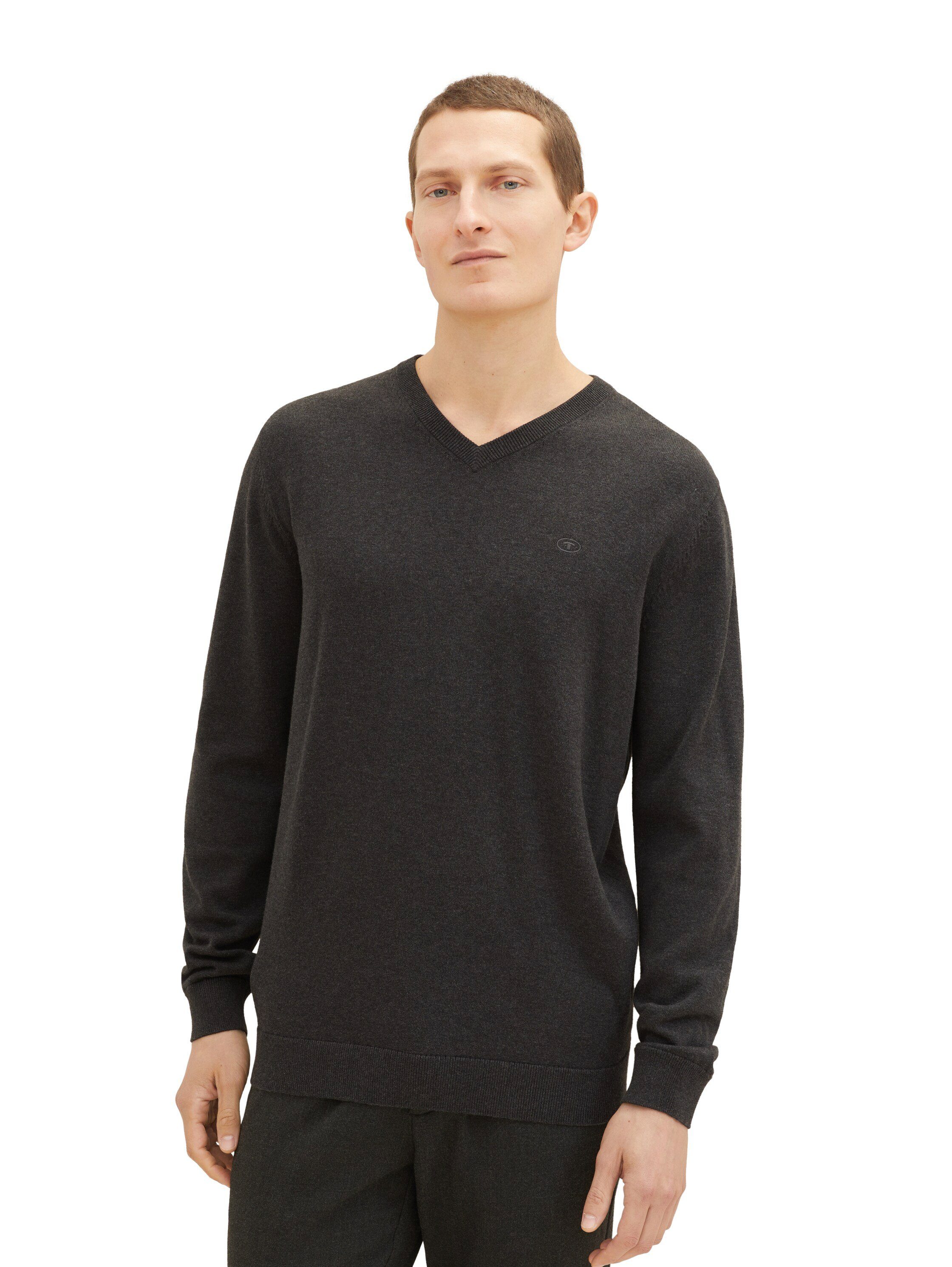 V-Ausschnitt-Pullover