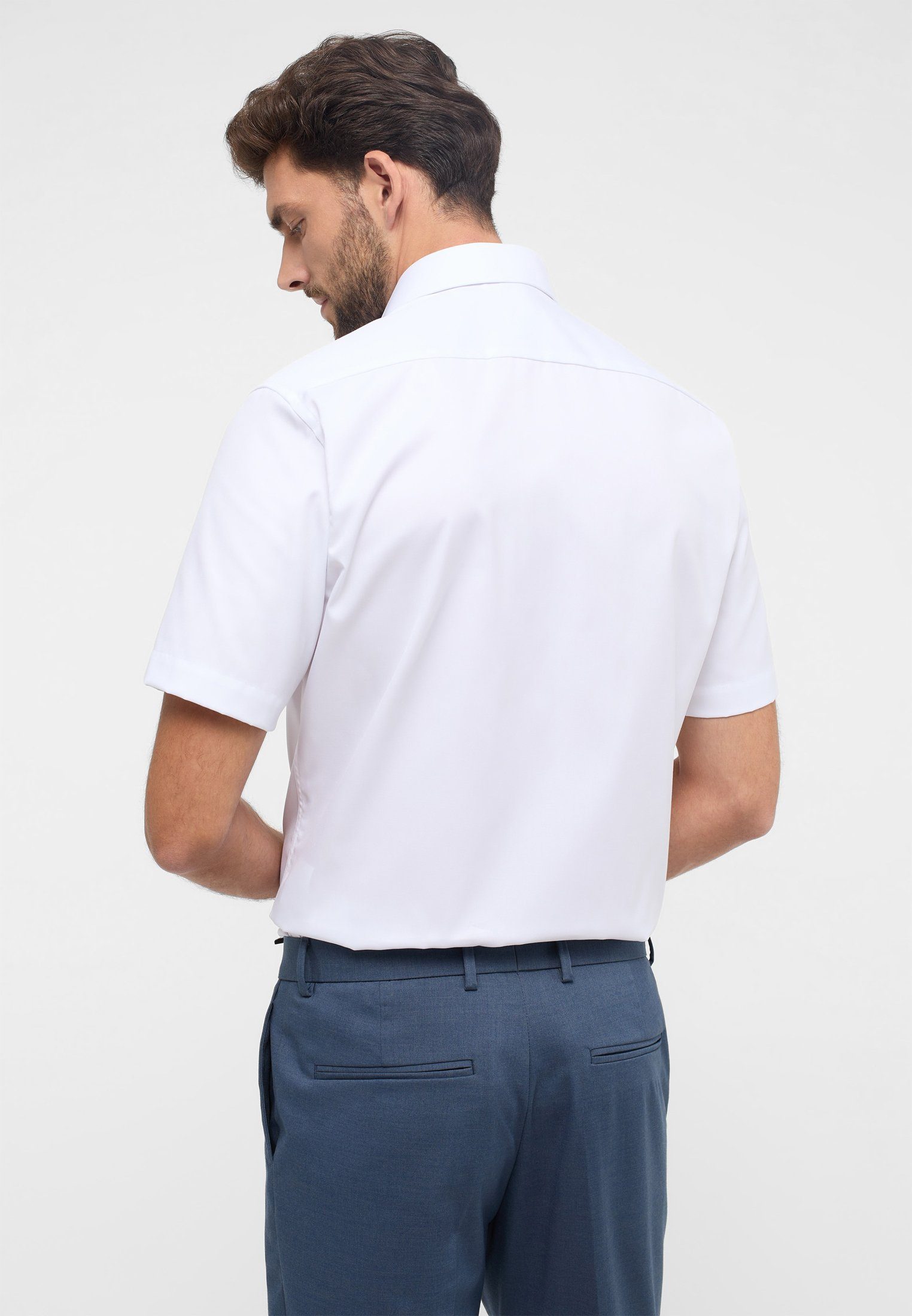 Eterna Kurzarmhemd MODERN FIT NON IRON (bügelfrei) günstig online kaufen